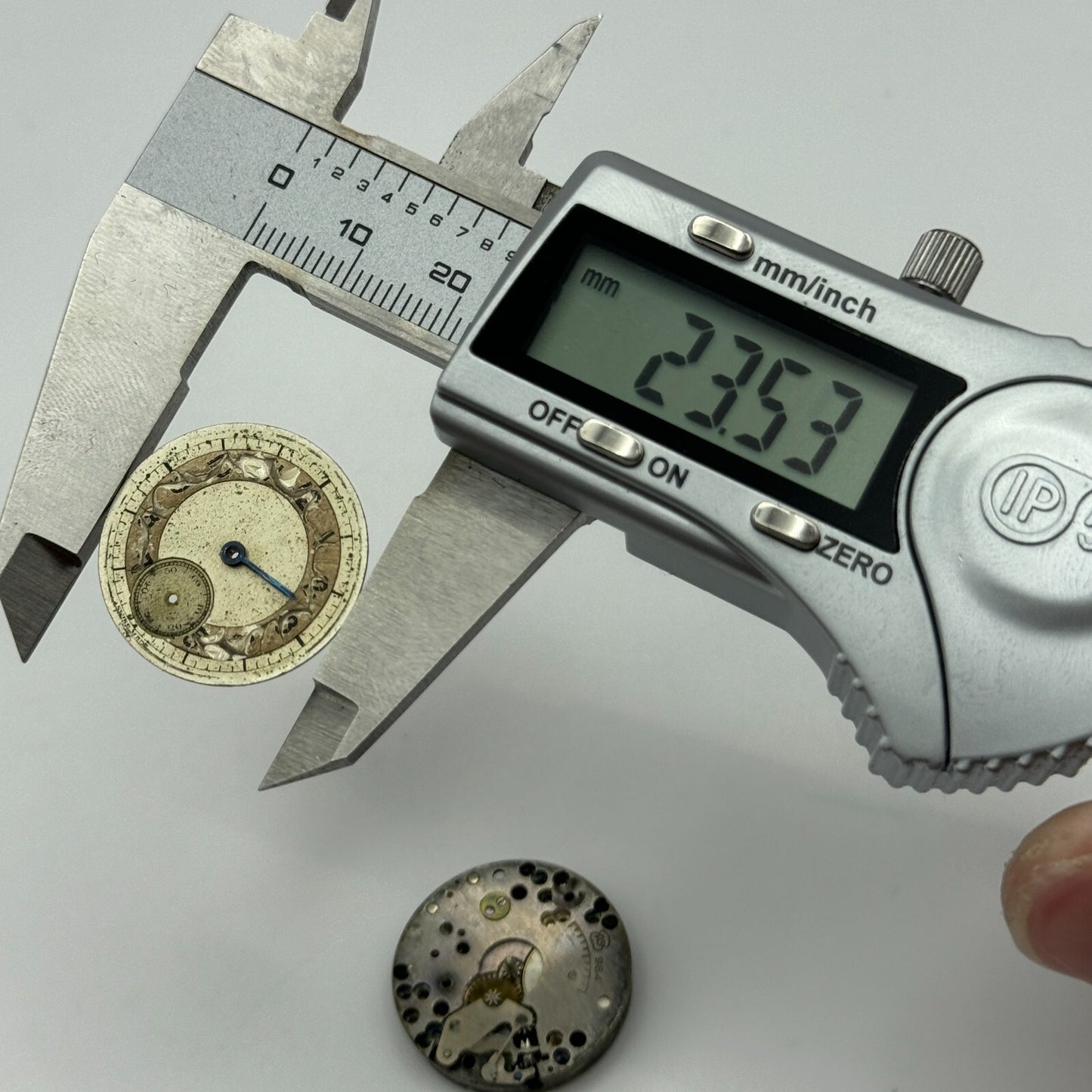 23.6mm AS 984 A Schild 15 Jewels Manual Wind Watch Movement Swiss Vintage PARTS