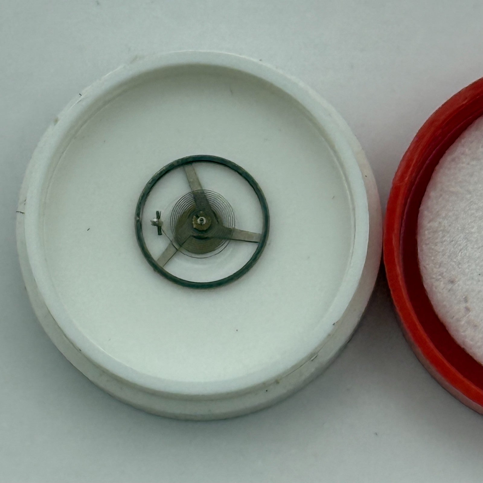 FEF 430 6600 Balance Wheel Complete And Spring Inca 1433 M Watch Movement Parts 