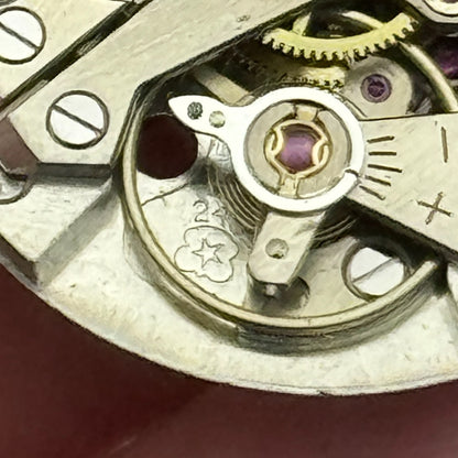 26mm Silvana Cal 240 17 Jewels Vintage Manual Wind Swiss Watch Movement PARTS