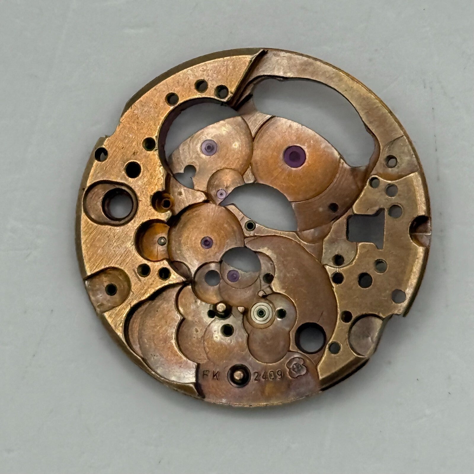 30.9mm Vintage Accurist ETA 2409 Partial Manual Wind Watch Movement PARTS REPAIR