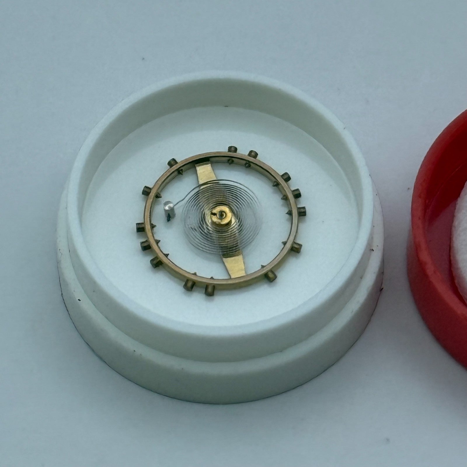 FEF 290 Balance Wheel Complete And Spring 10 1/2''' 174 Watch Movement Parts NOS