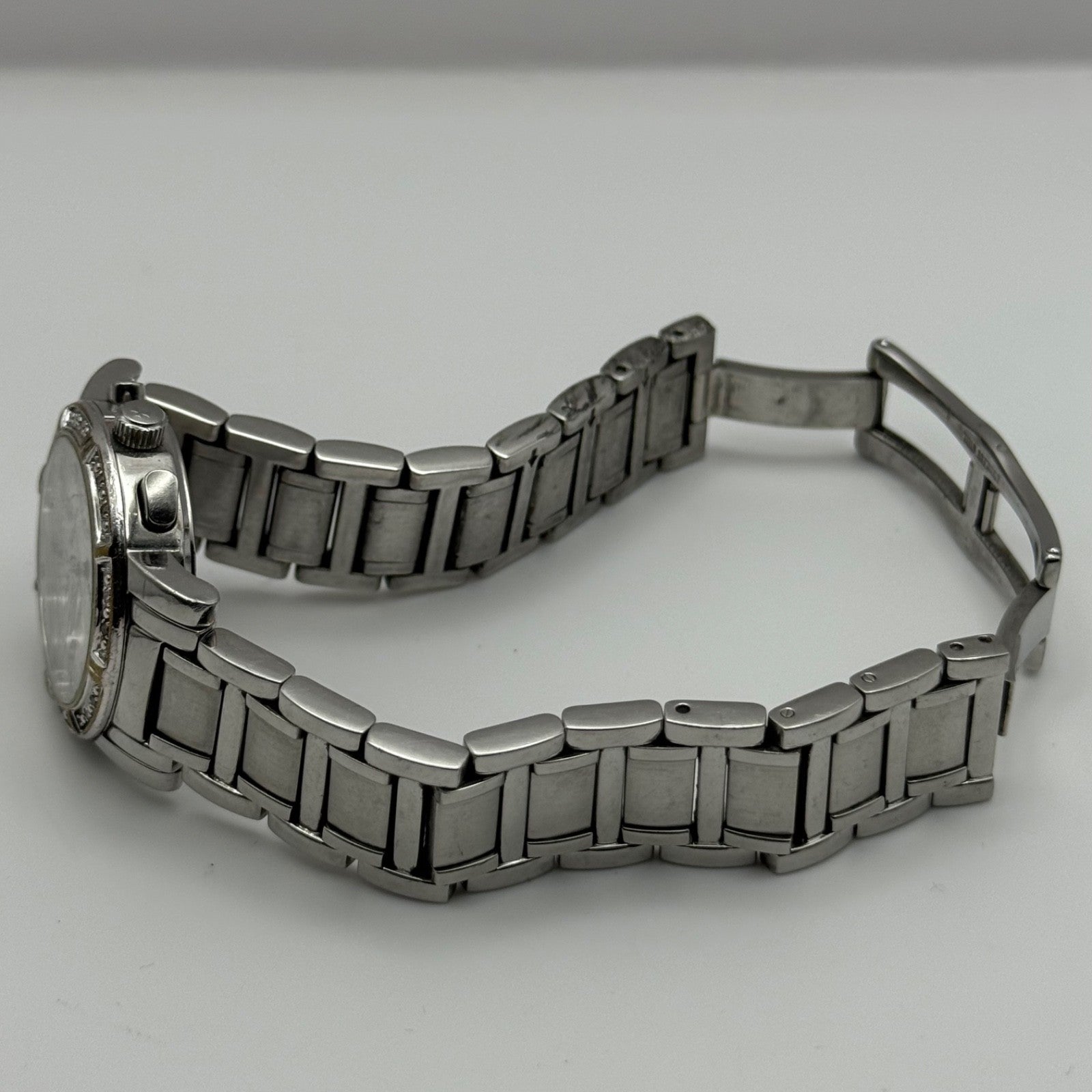 Bulova Swiss Chronograph Watch Quartz Date Dial 29mm C837317 Bracelet Ladies