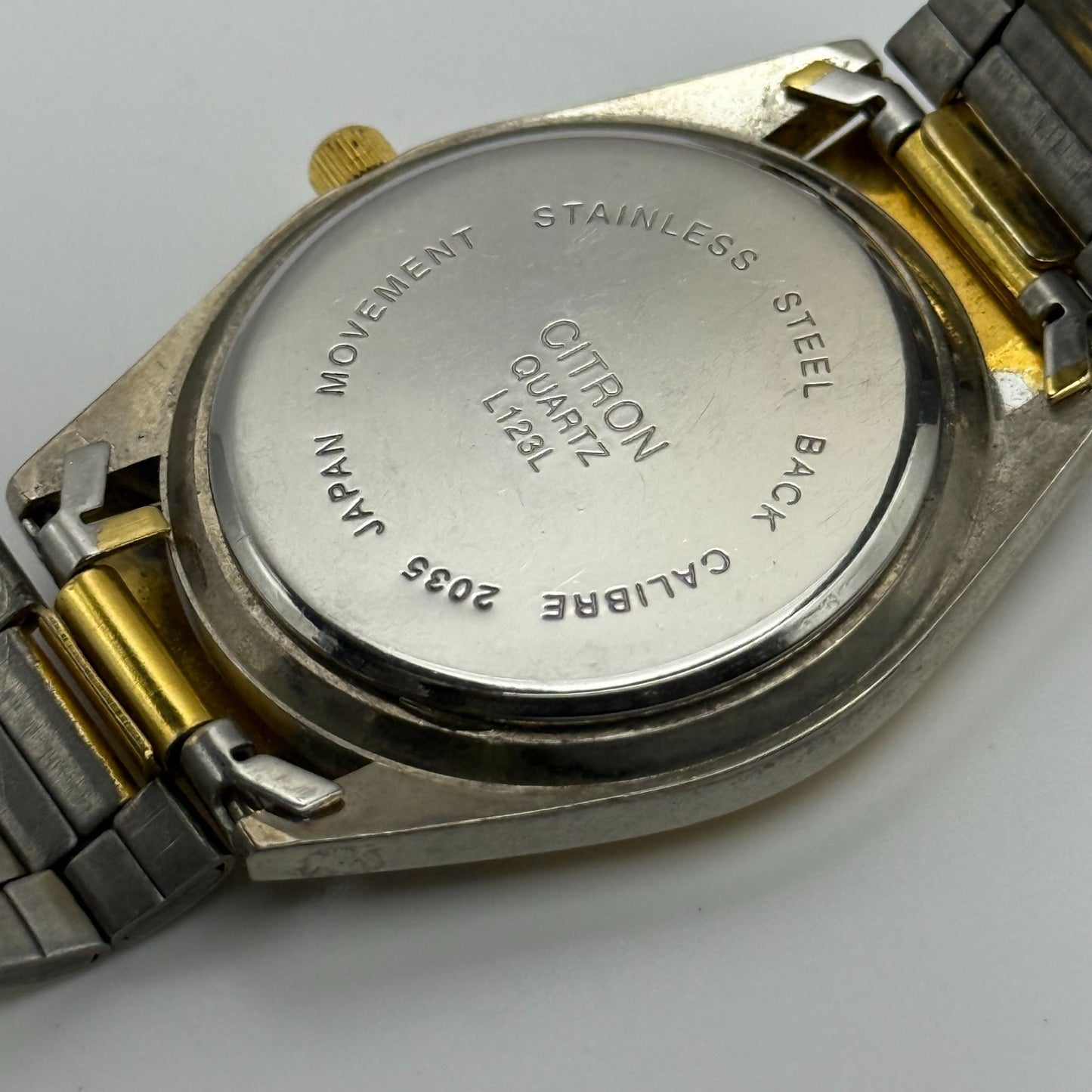 Citron EX Men's Quartz Watch White Dial Two-Tone Bracelet Japan Working 36mm