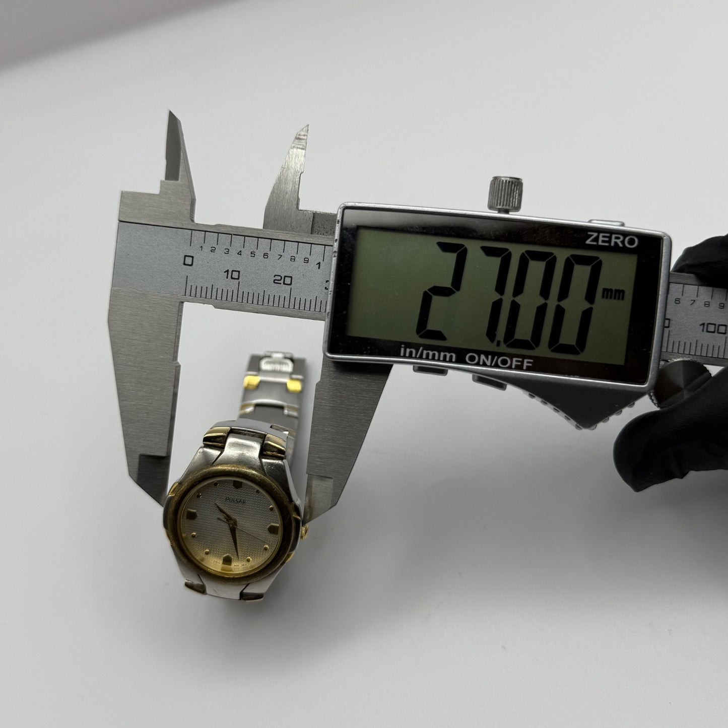 Vintage Pulsar Quartz Watch V701-X316 Two Tone Bracelet Working New Battery 27m