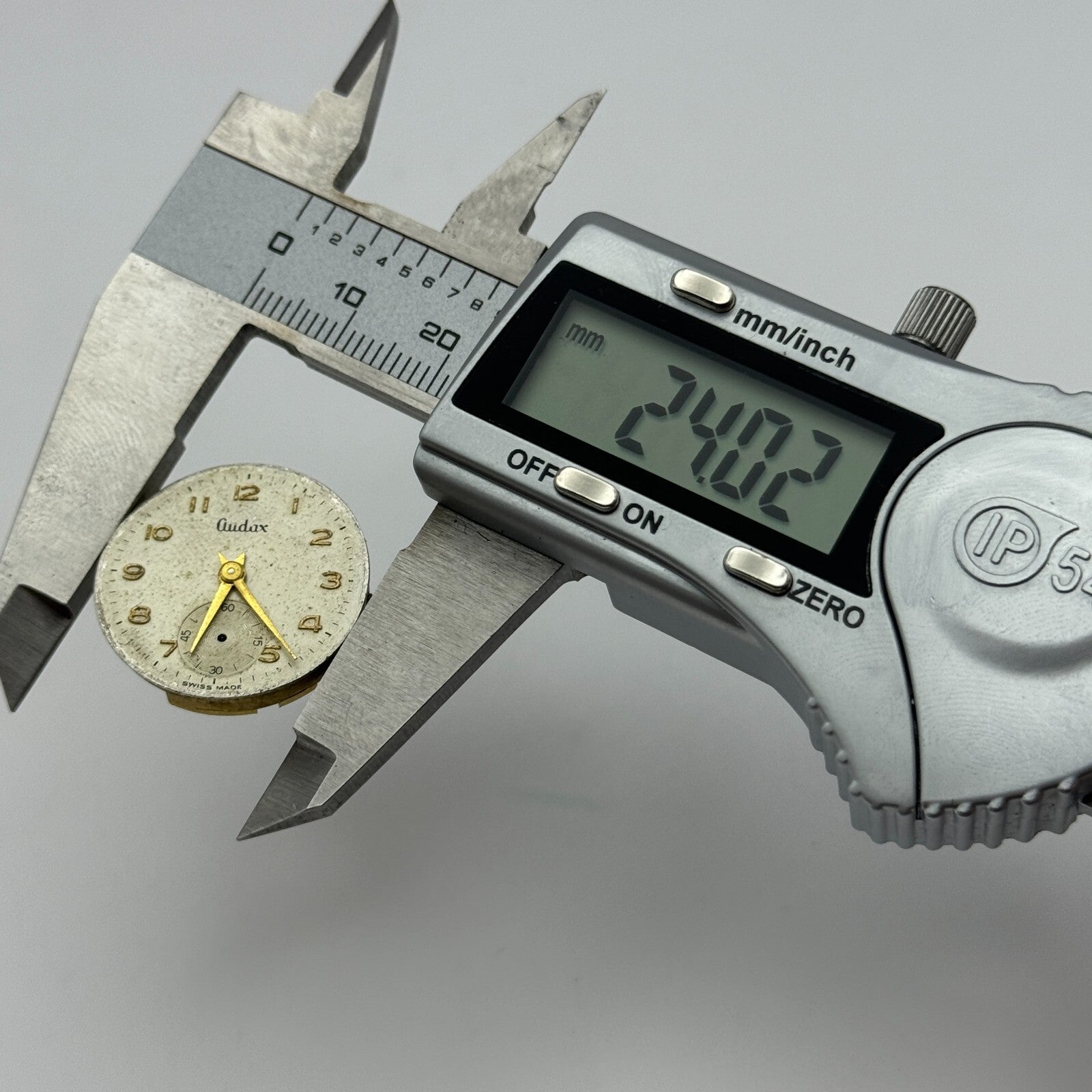 23.6mm Audax Cal 18 Manual Wind Watch Movement Swiss Made Vintage PARTS SPARES