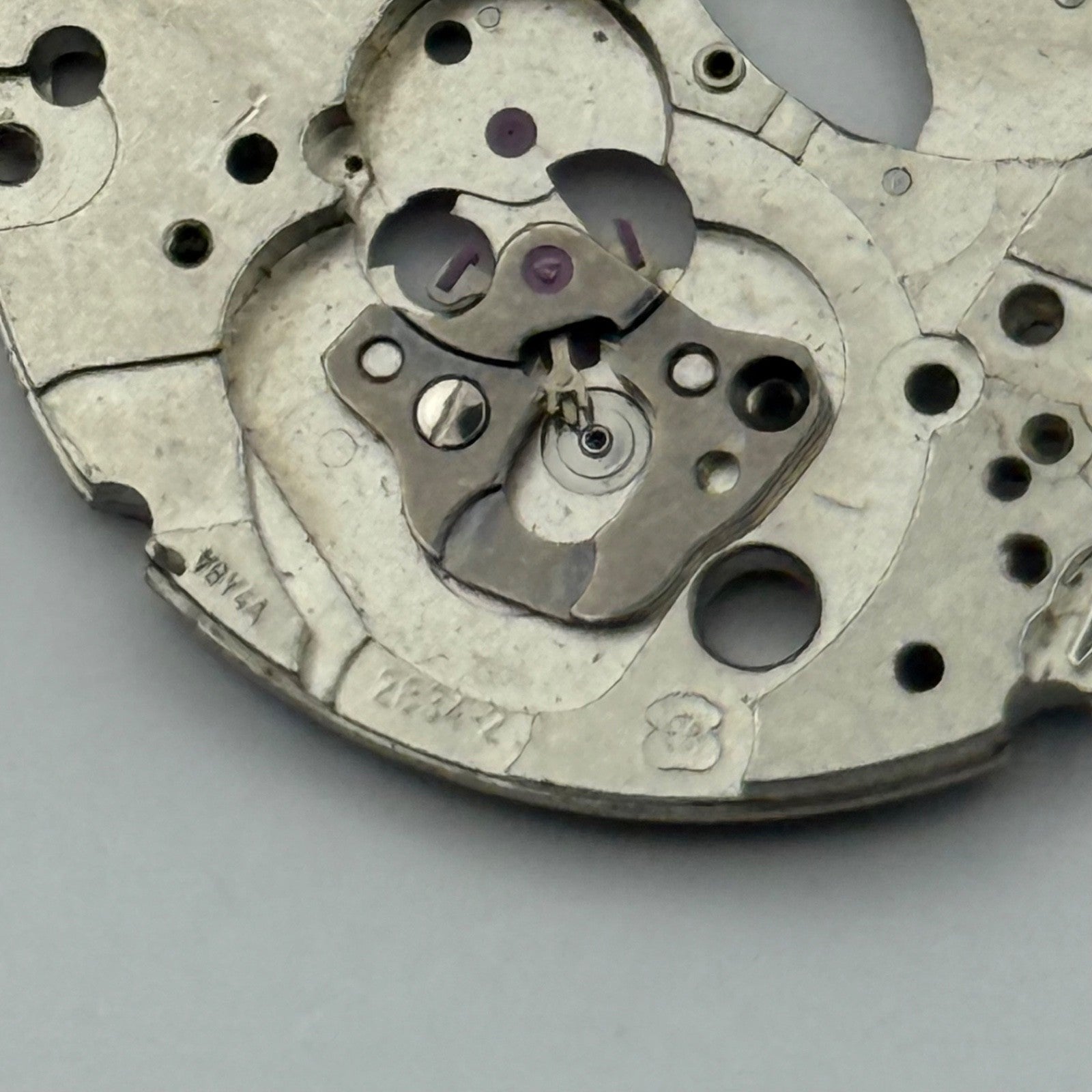 ETA 2834-2 Watch Movement Incomplete Automatic Vintage Swiss Parts Repair 25.9mm