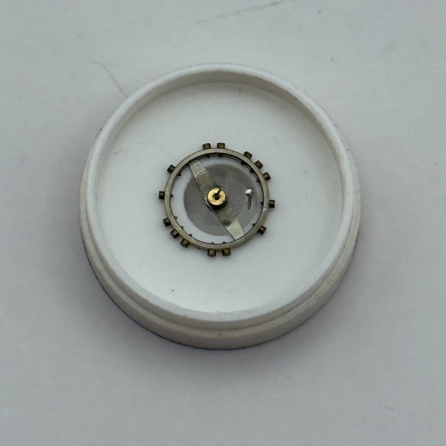 ETA 1150 Balance Complete 5 1/4''' Renata Watch Movement Parts Vintage