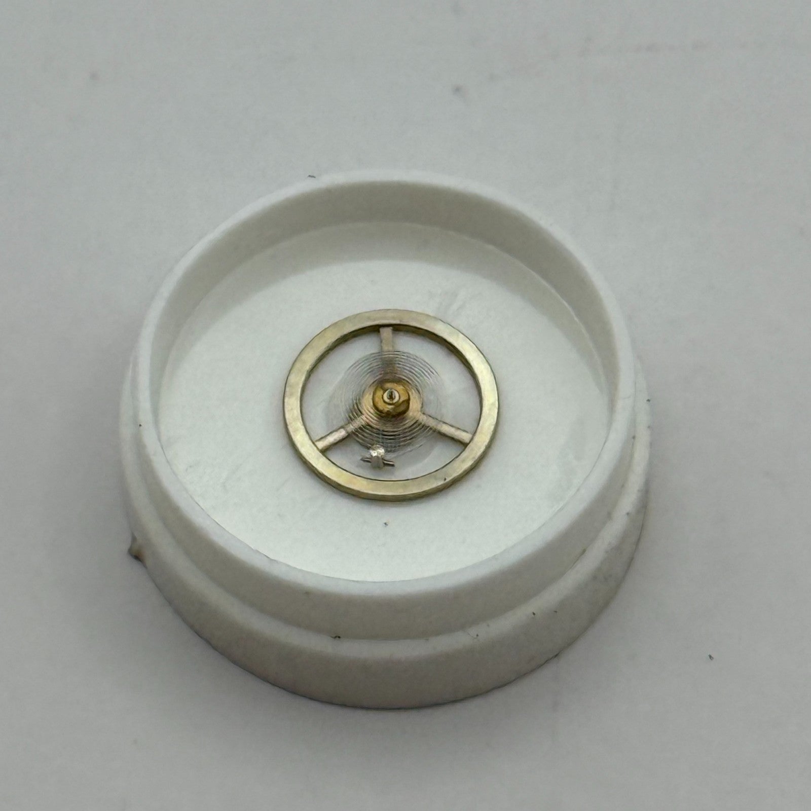 EB 1612 Balance Wheel Complete And Spring  6¾-8’’’ 950 Watch Movement Parts NOS