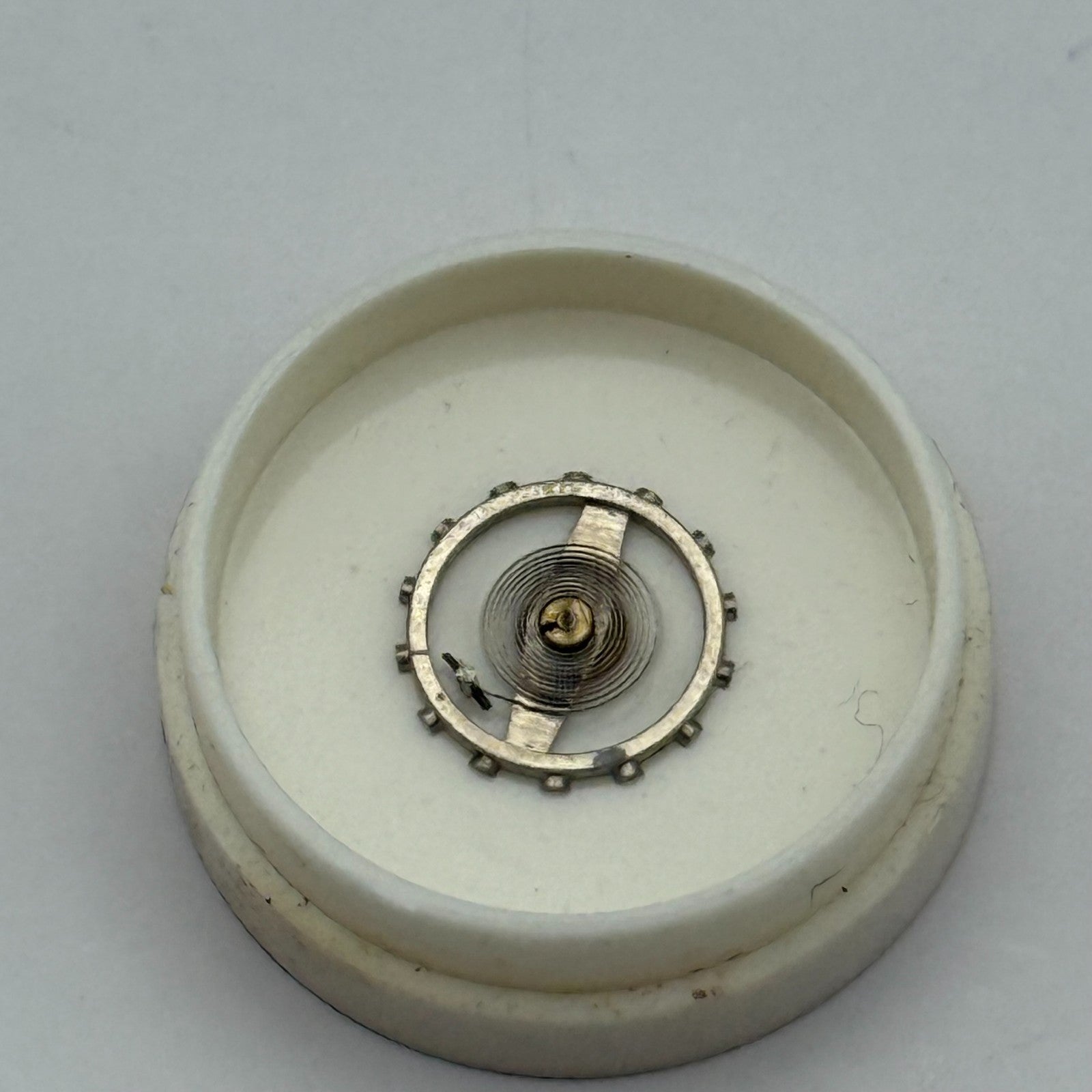 Brac 2051 Balance Wheel Complete And Spring  5½’’’ 69 M Watch Movement Parts NOS