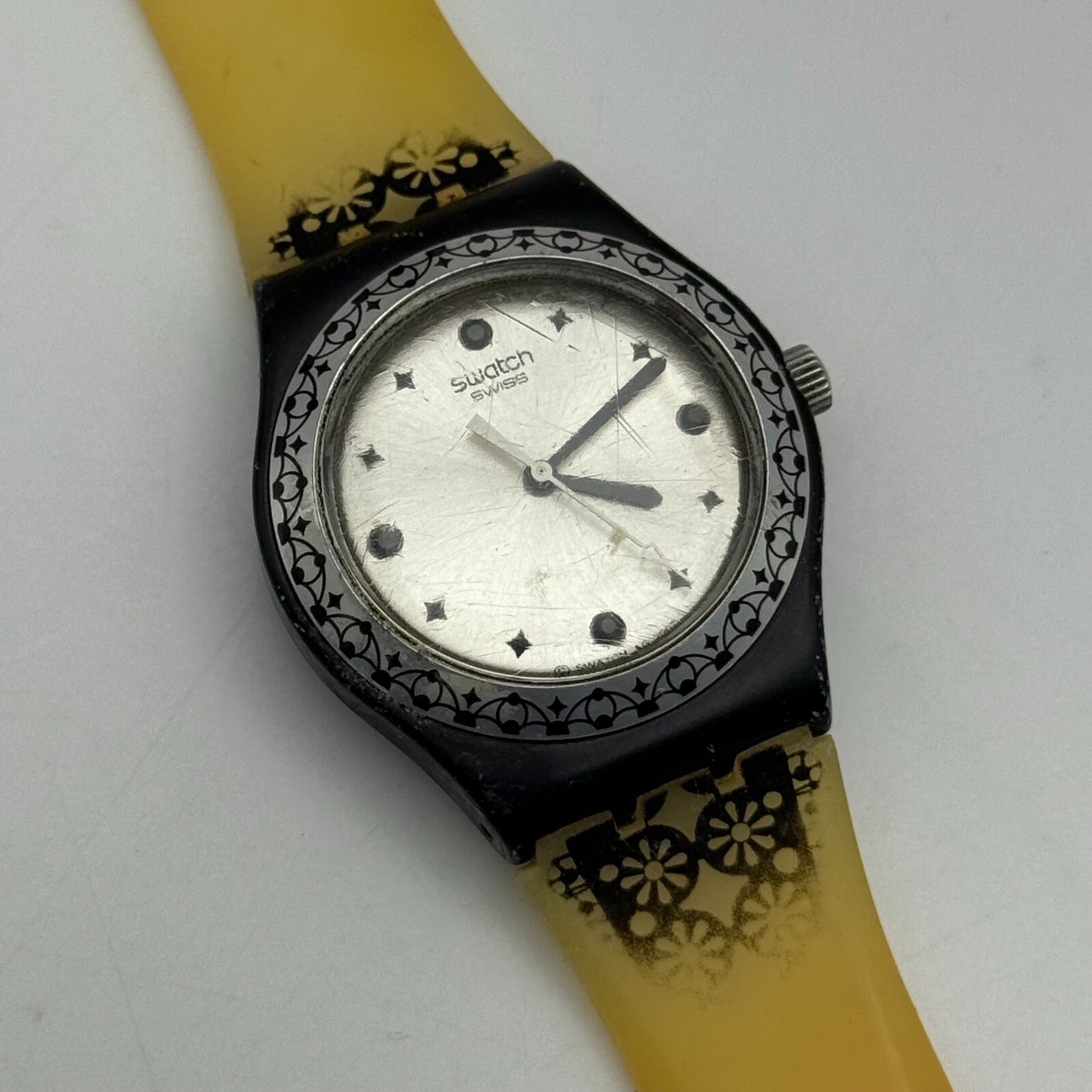 32mm Vintage 2007 Swatch Irony Quartz Watch UNTESTED PARTS REPAIR