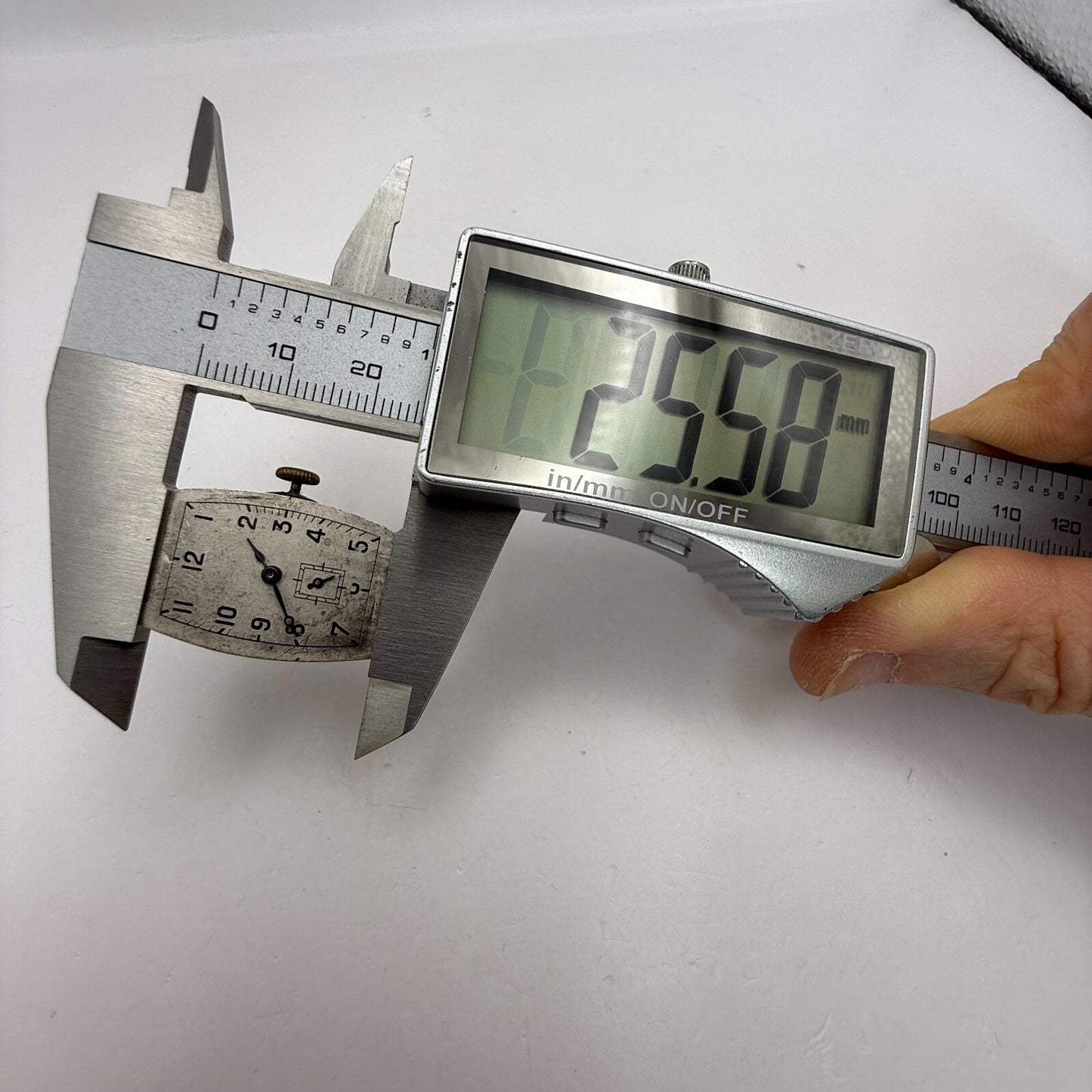 18.5mm Vintage Cyma Tavannes 836 Swiss Manual Wind Watch Movement PARTS REPAIR