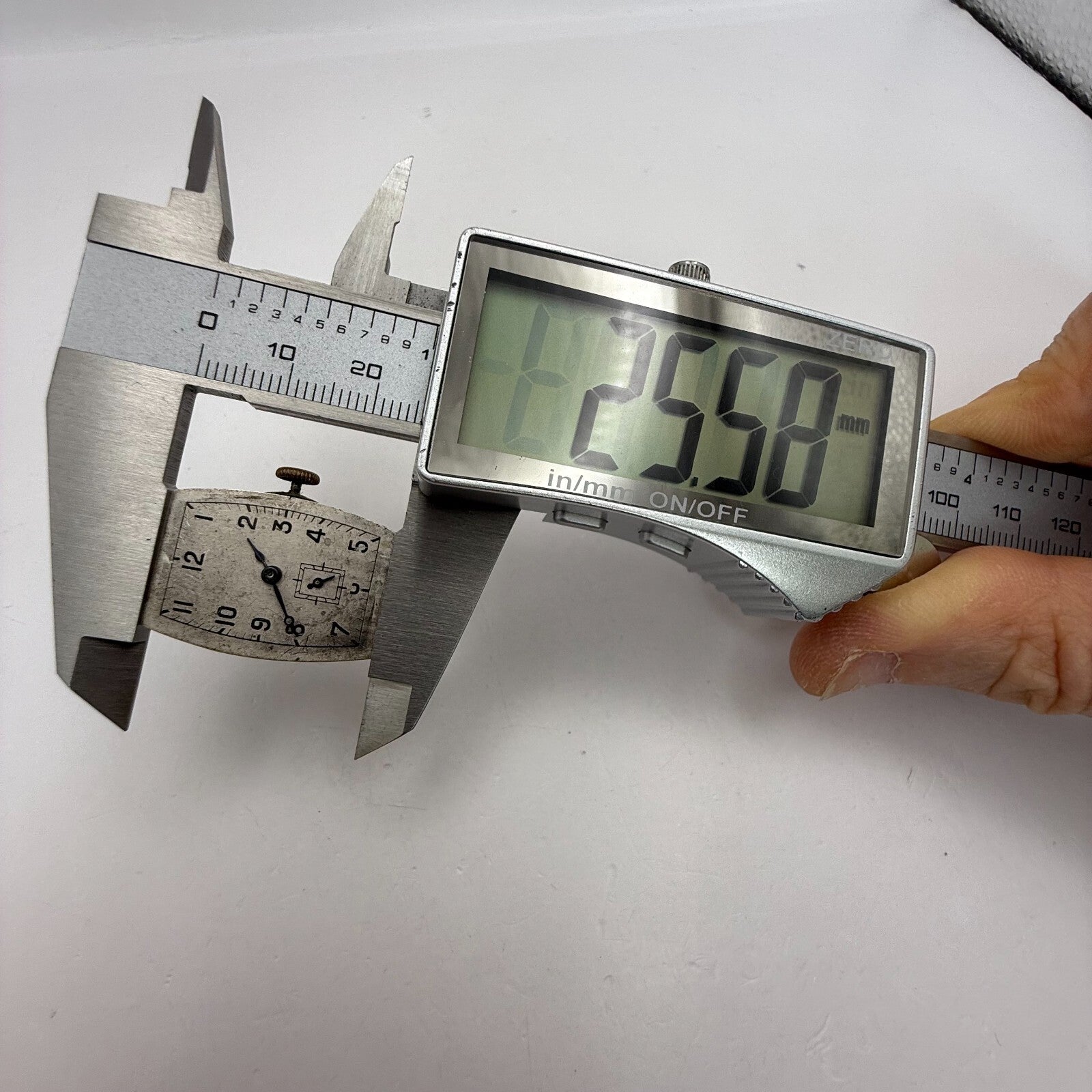 18.5mm Vintage Cyma Tavannes 836 Swiss Manual Wind Watch Movement PARTS REPAIR