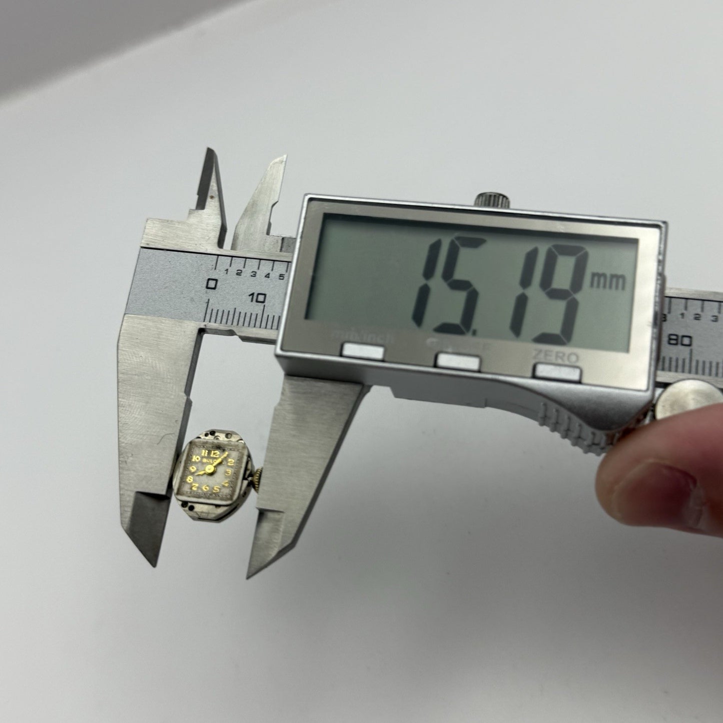 Bulova 5AC Ladies Manual Wind Watch Movement Vintage Swiss PARTS REPAIR 13.1mm