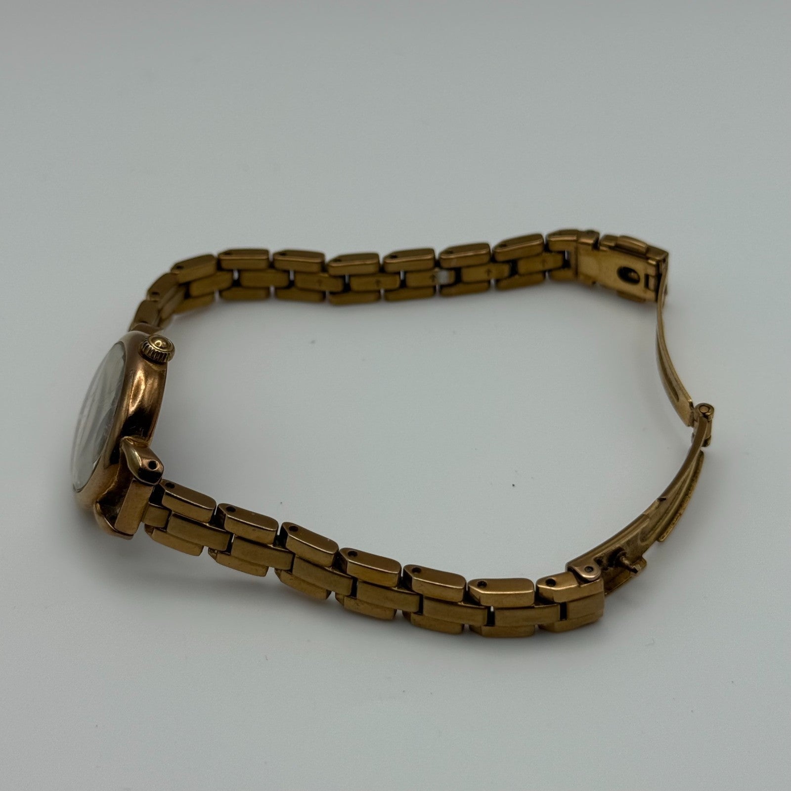 Seiko Wired Solar V117A Ladies Quartz Watch Gold Tone Bracelet 23mm UNTESTED