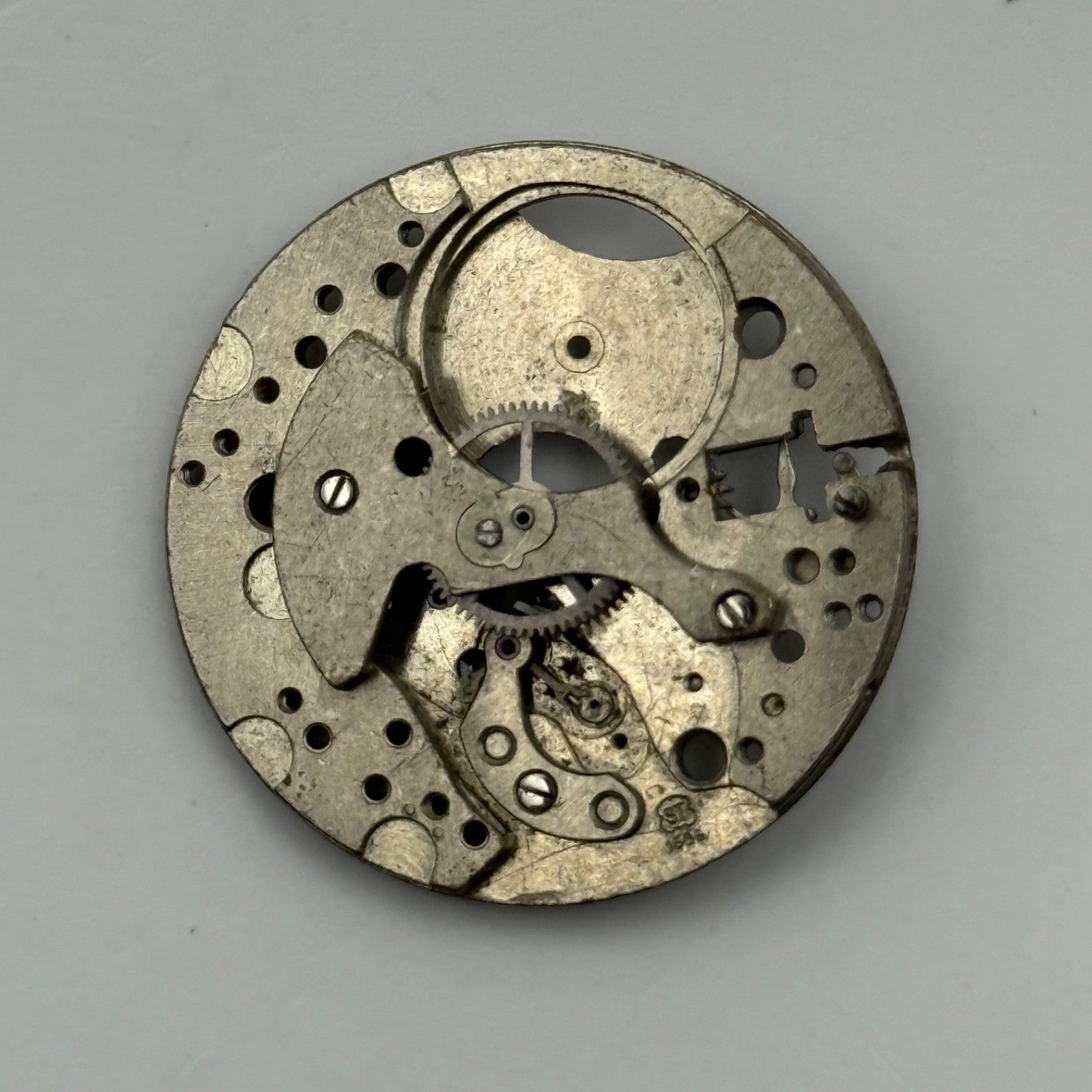 ST 1696 Watch Movement Manual Wind Vintage Incomplete Swiss Parts Repair 25.8mm
