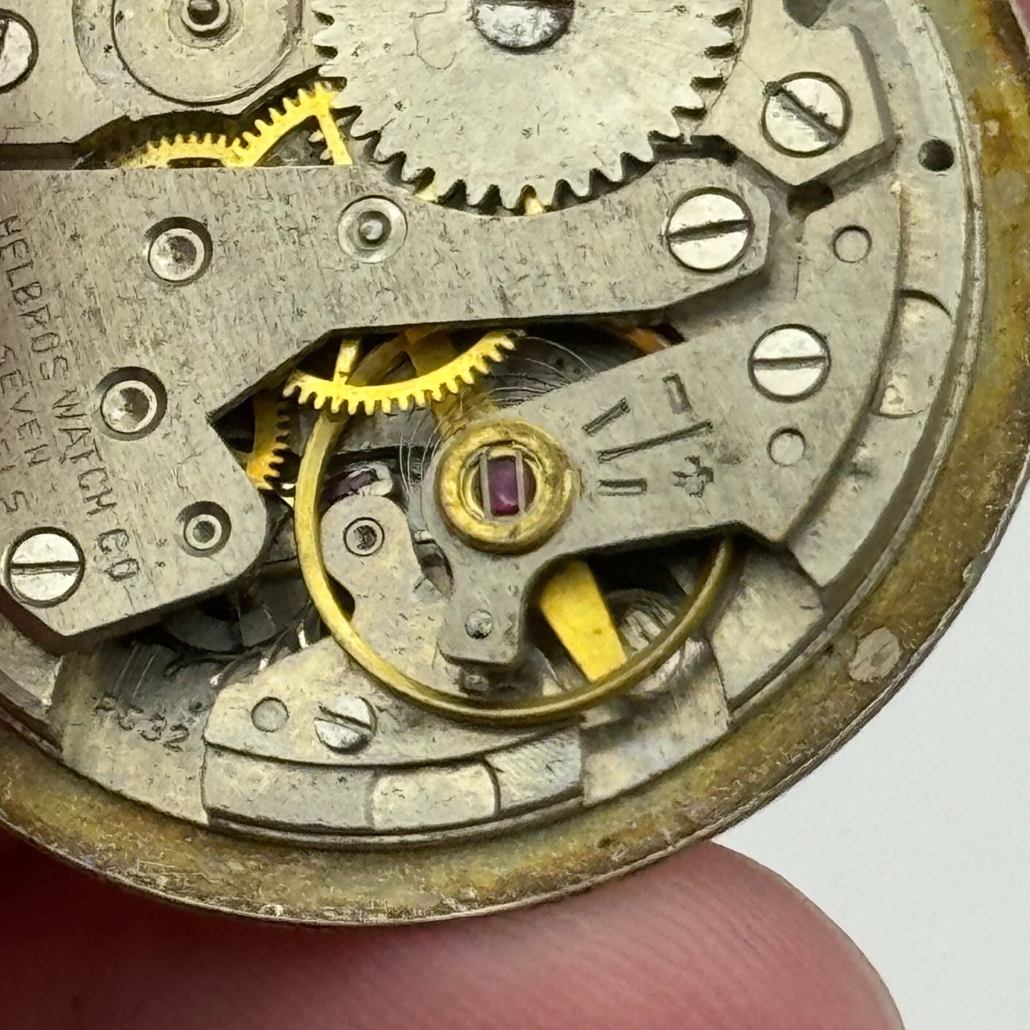 25.9mm Helbros PS32 Manual Wind Swiss 7 Jewels Watch Movement Vintage PARTS