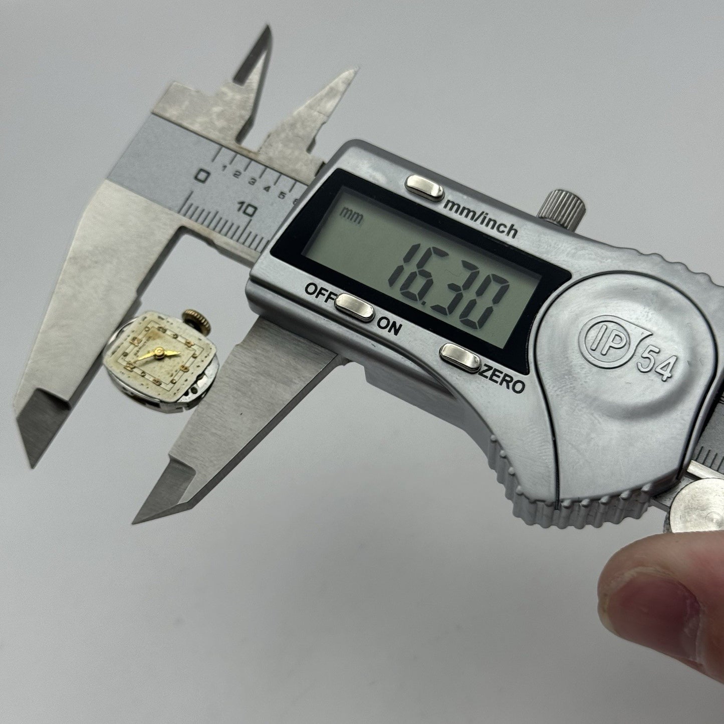 12.9mm Ladies Running Hamilton 756 Manual Wind 17 Jewels Watch Movement PARTS