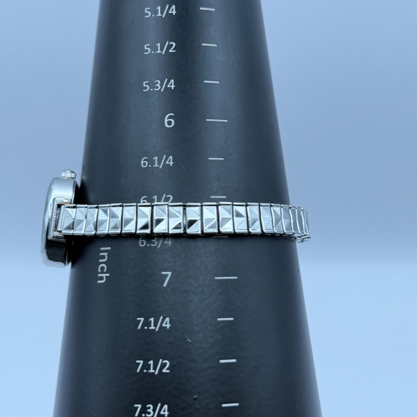 Citron Ladies Quartz Watch Silver Tone Expandable Band Steel Working 21mm