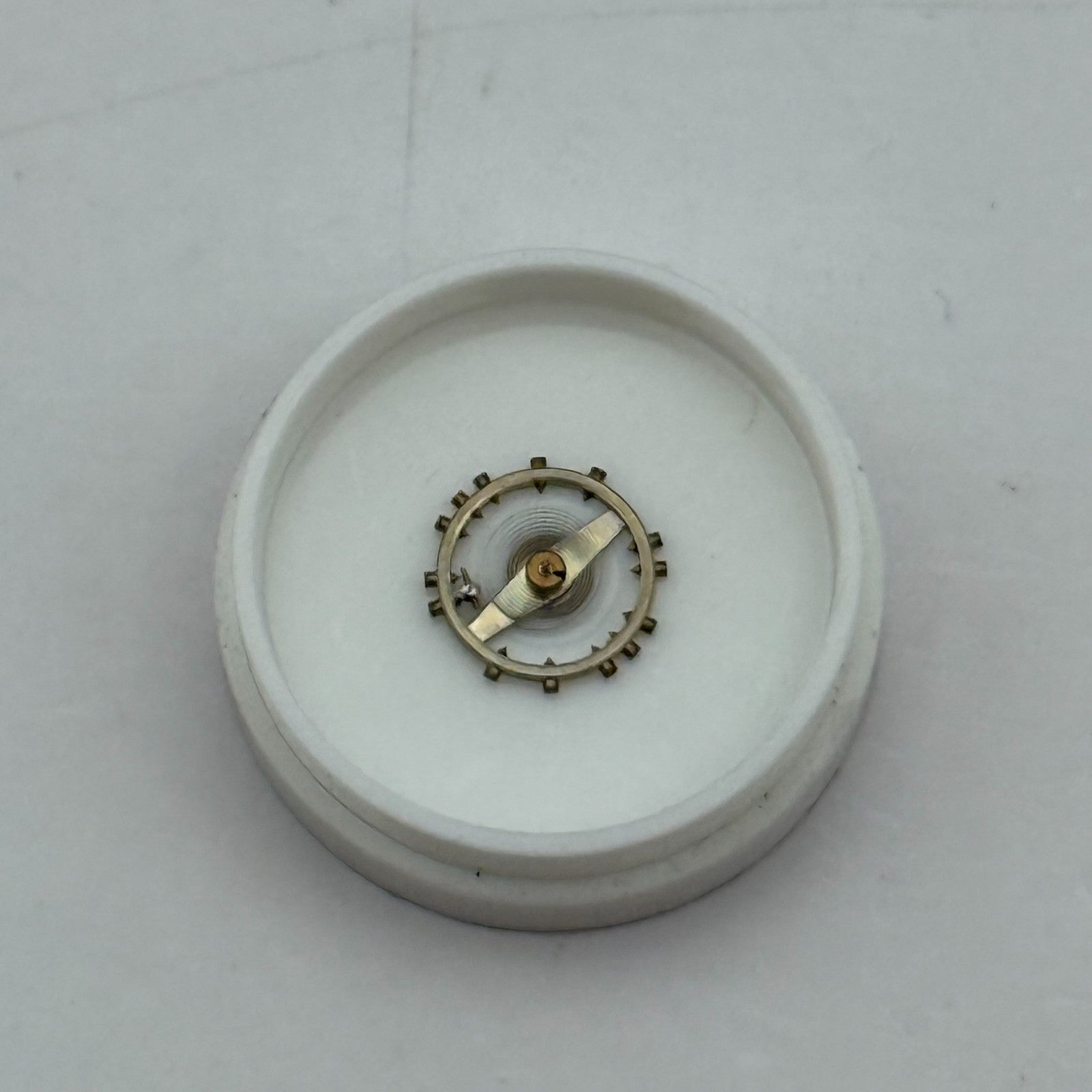 Peseux 140 290 Balance Complete Renata 277 Watch Movement Parts Vintage NOS