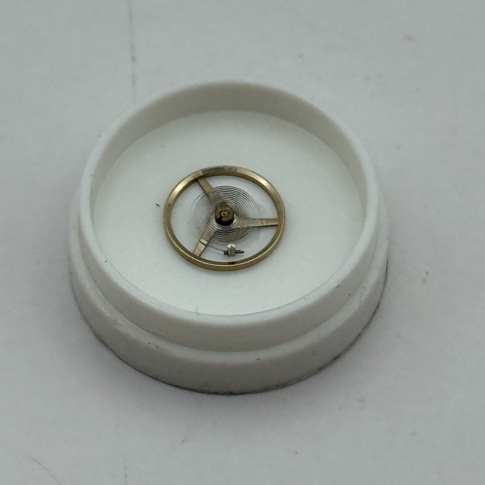 FHF 35-21 Balance Wheel Complete And Spring 1722 M Watch Movement Parts 