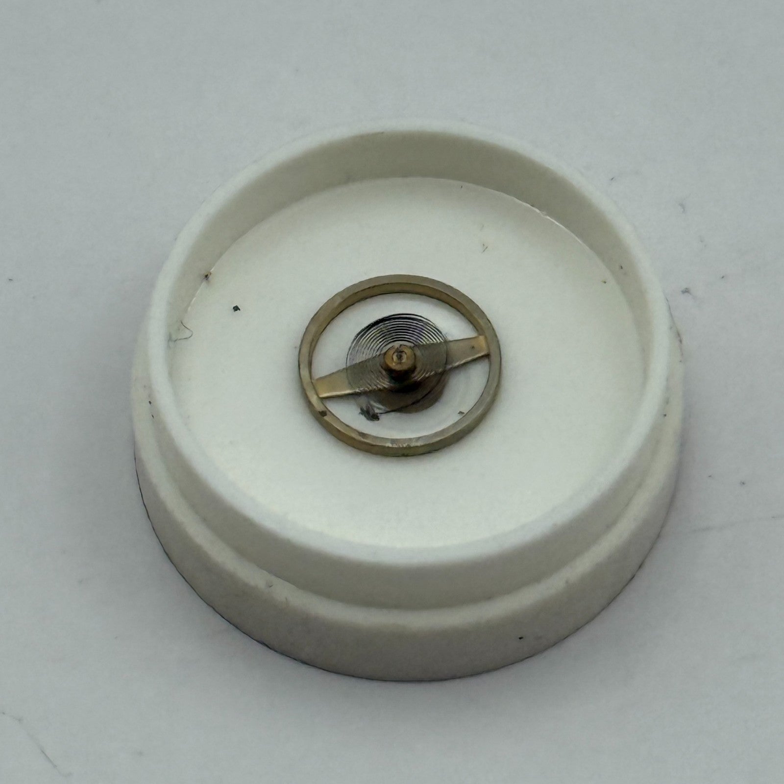 AS 976 1012 Balance Wheel Complete And Spring  532 M Watch Movement Parts 