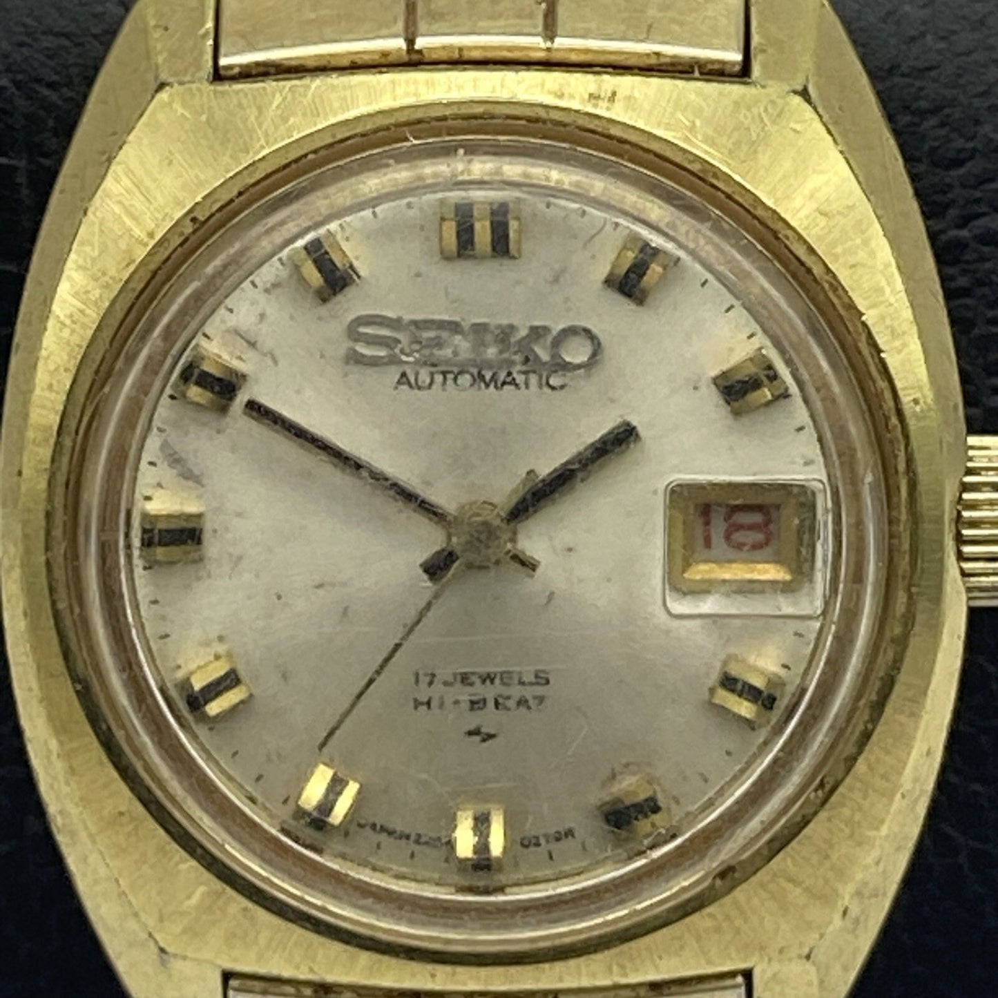 25mm RUNNING TO REPAIR Vintage Seiko Hi Beat 2205 - 0221 Ladies Watch 2205A
