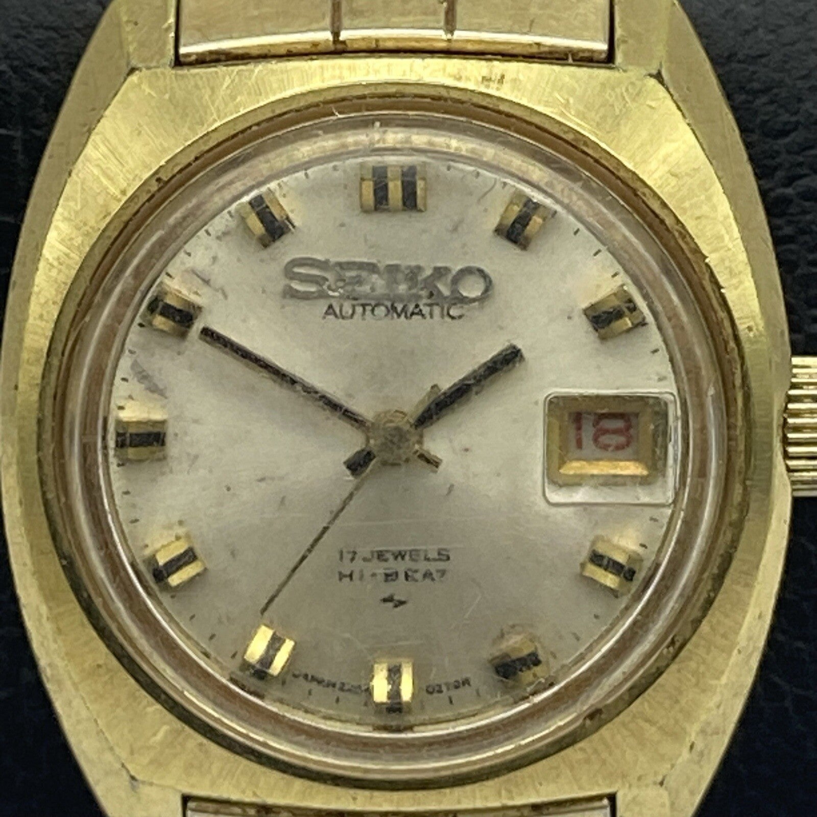 25mm RUNNING TO REPAIR Vintage Seiko Hi Beat 2205 - 0221 Ladies Watch 2205A