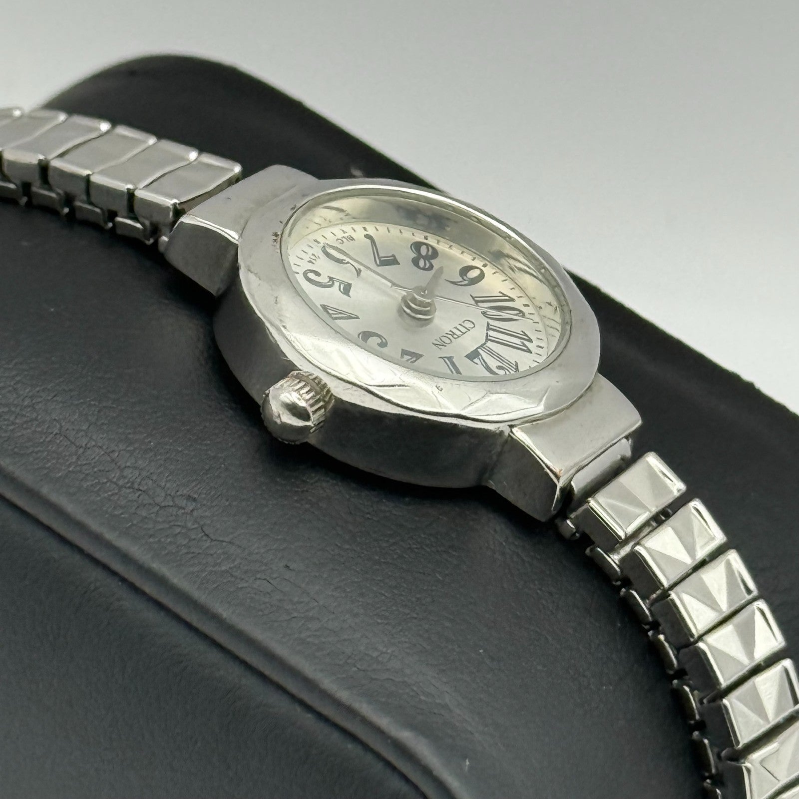 Citron Ladies Quartz Watch Silver Tone Expandable Band Steel Working 21mm