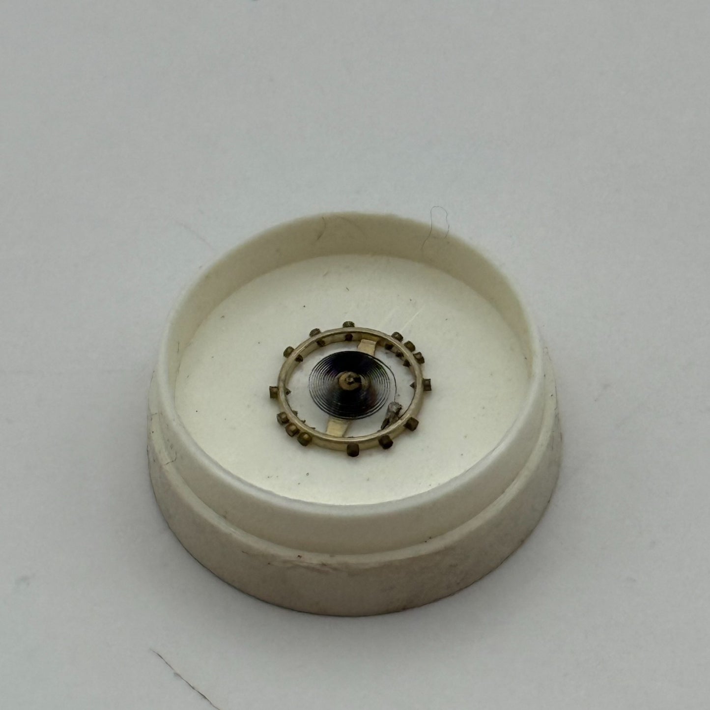 AM 115 Balance Wheel Complete And Spring 5 1/2’’’ Renata Watch Movement Parts