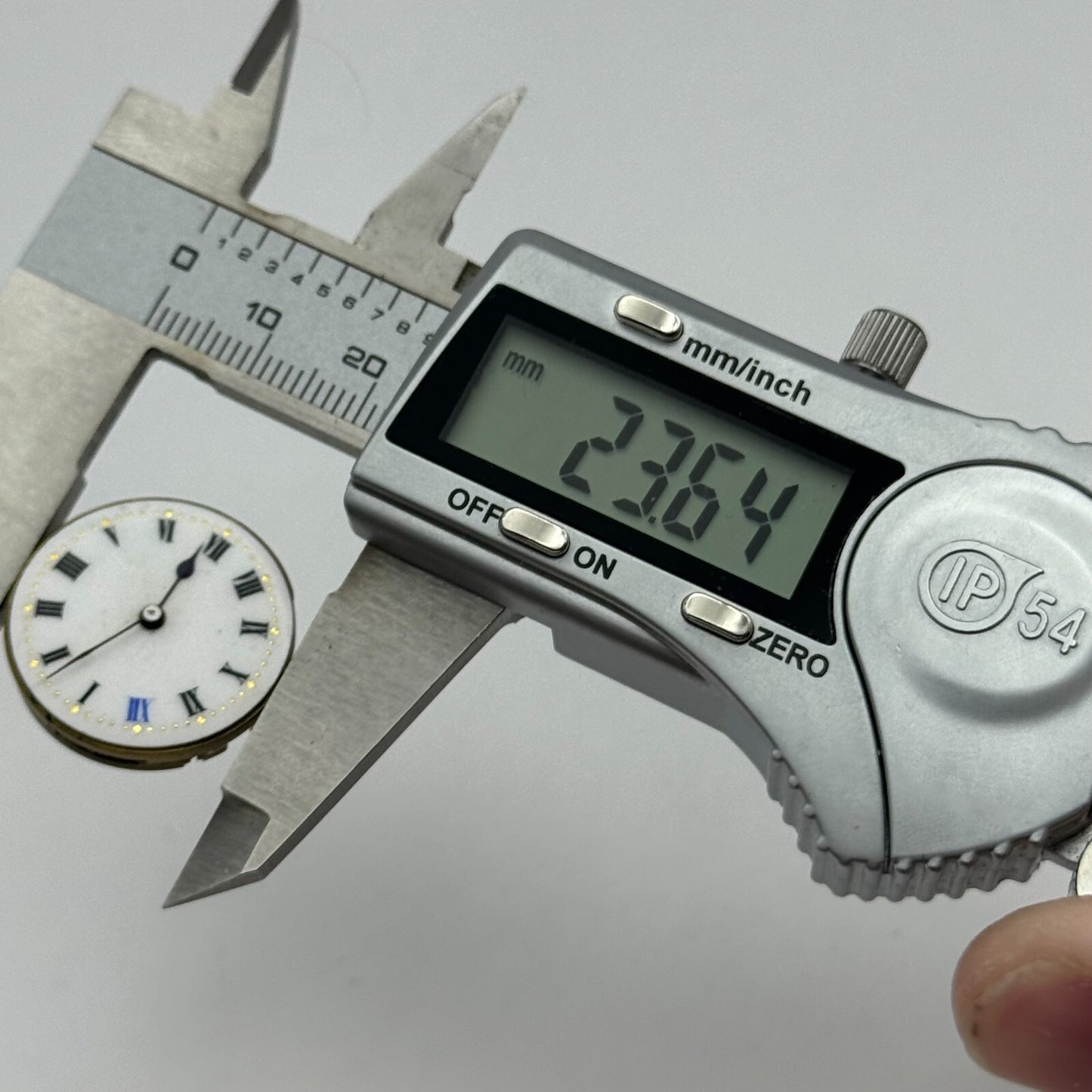 23.6mm Unidentified Balance Ok Trench Watch Movement Manual Wind Swiss PARTS