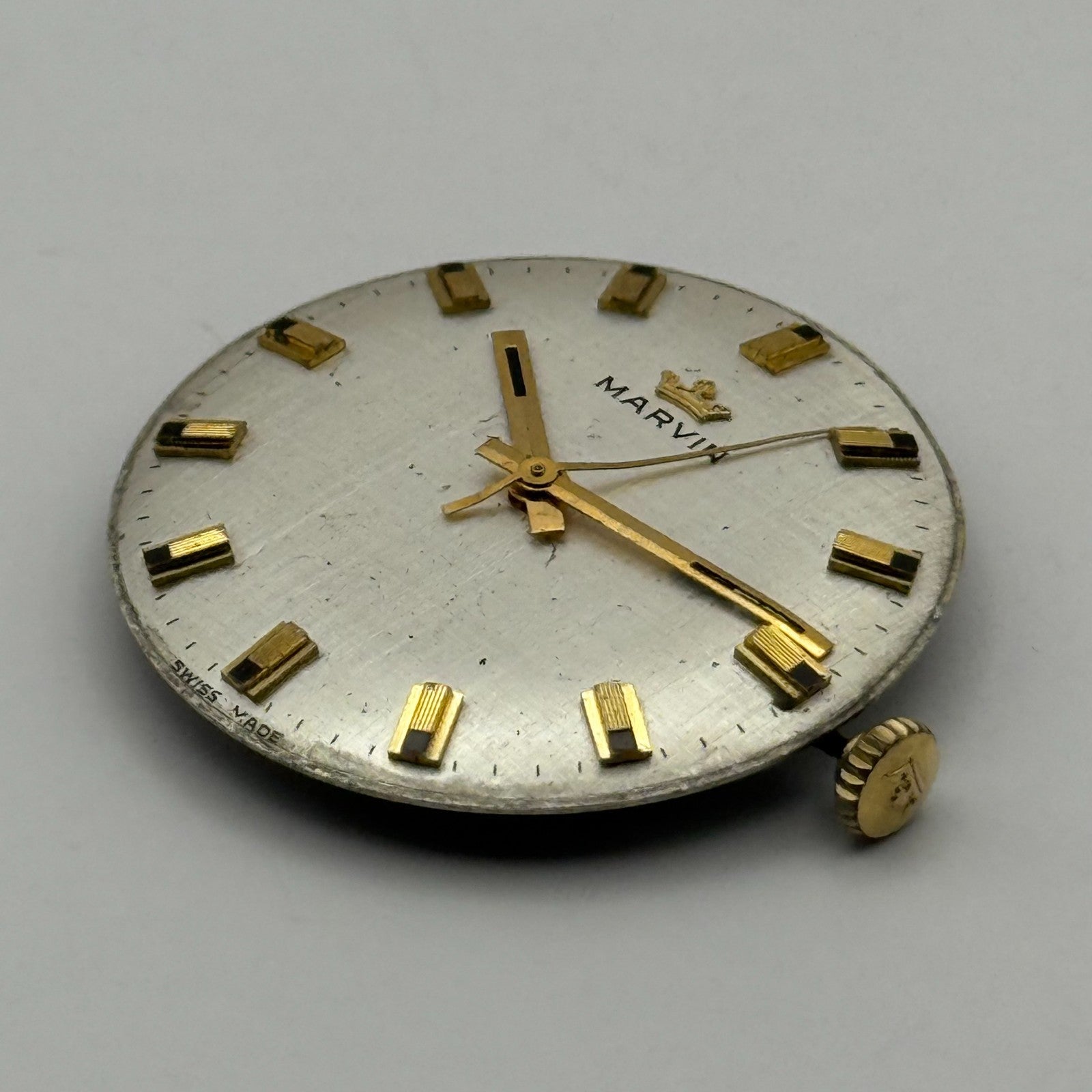 Marvin 621 Watch Movement Manual Wind Vintage Swiss 17 Jewels Parts 25.9mm