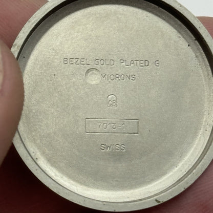 37mm Mens Bulova Accutron 2181F Date Dial Swiss Quartz Vintage Watch TO RESTORE