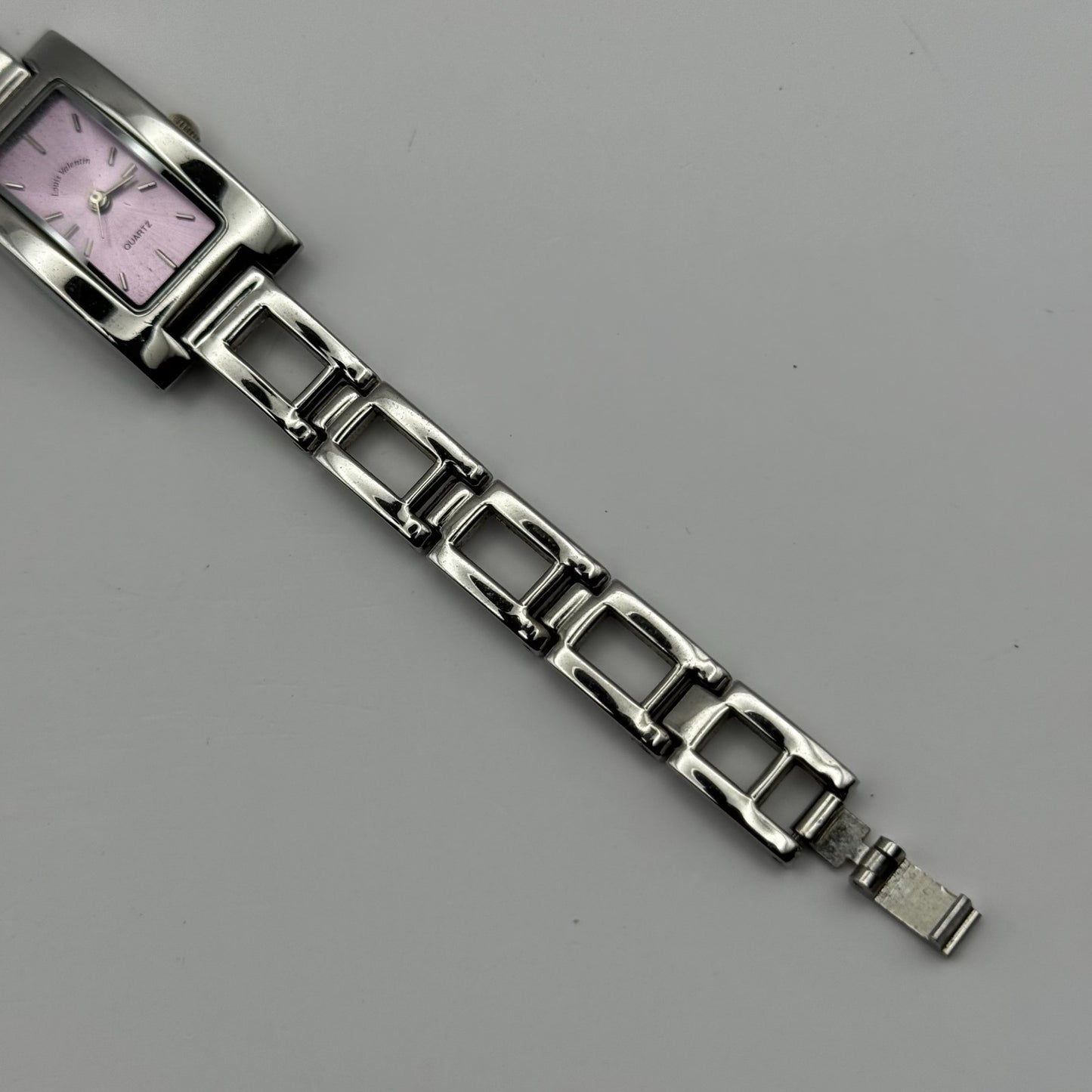 Louis Valentine Ladies Quartz Watch Purple Dial Silver Tone Japan Working 19mm