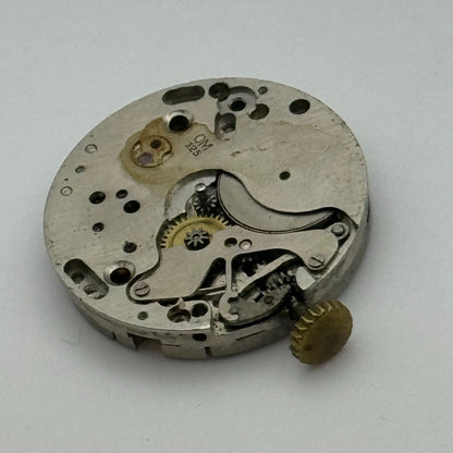 23.5mm O Maire OM 125 Manual Wind 17 Jewels Swiss Watch Movement Vintage PARTS