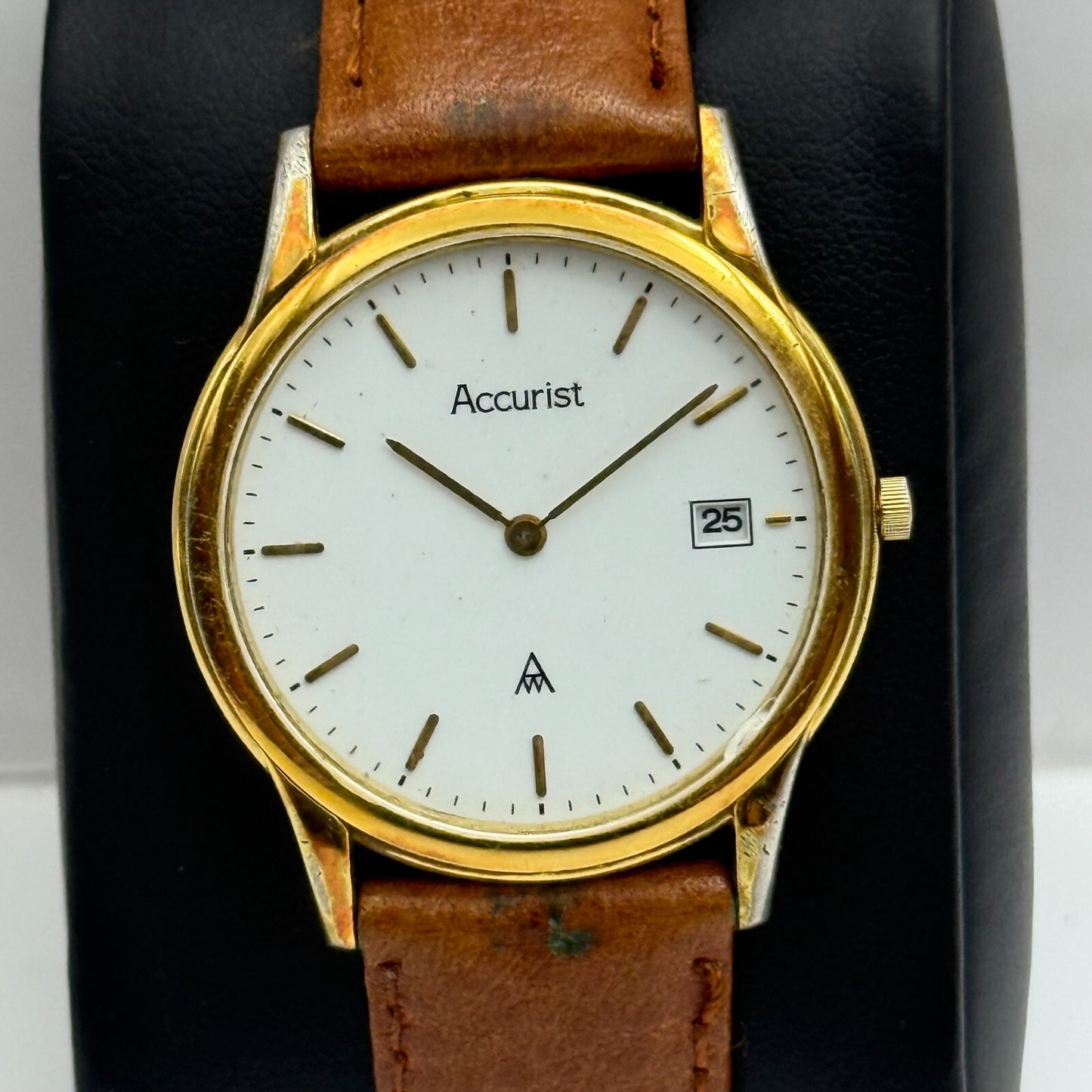 33mm Working Vintage Accurist 404000 Date Dial Leather Quartz Watch New Battery