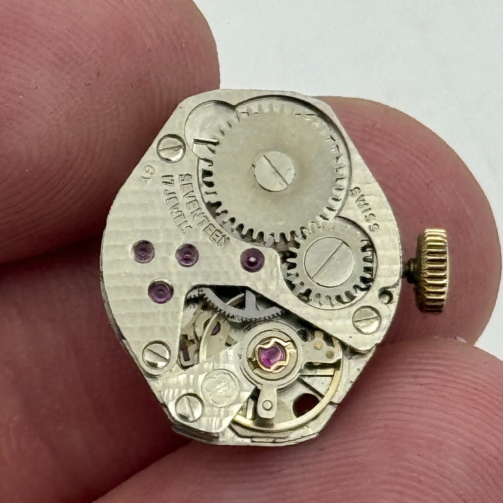 15mm Ladies Avia FHF 69N Manual Wind Watch Movement Swiss Vintage PARTS SPARES