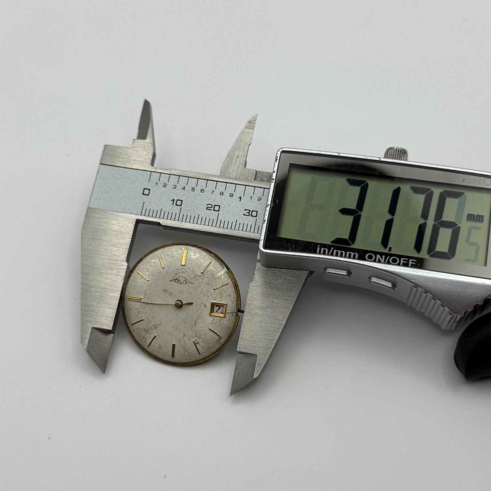 ETA 2408 Watch Movement Talis Manual Wind Vintage Swiss Parts Repair 30.9mm