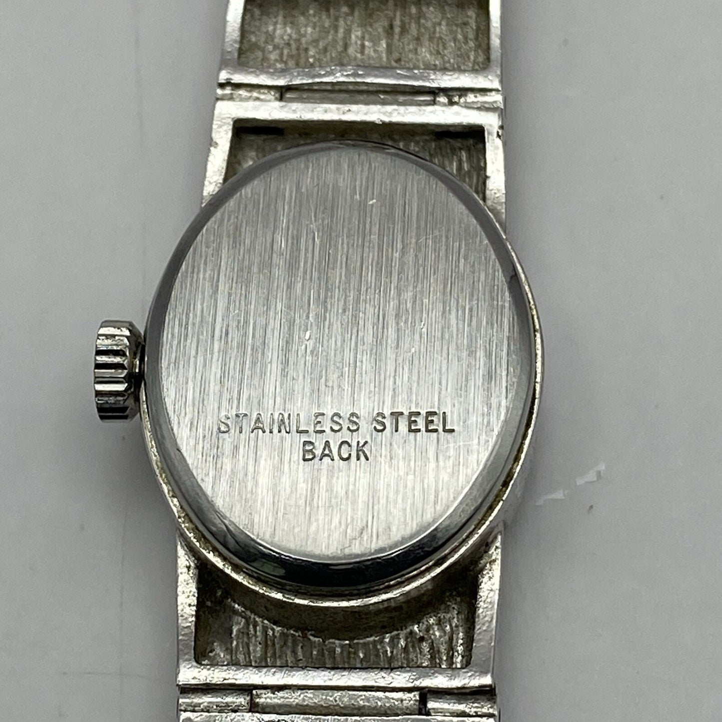 17mm RUNS BUT STOPS Vintage Limit Beautiful Ladies Silver Tone Bark Affect Watch