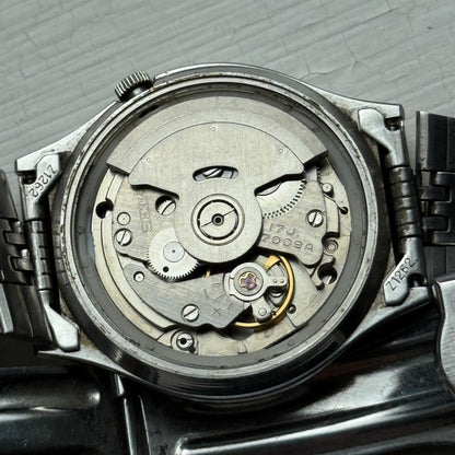 Men's Vintage Seiko 5 Watch Automatic Day Date 7009-3050 Bracelet 36mm To Repair