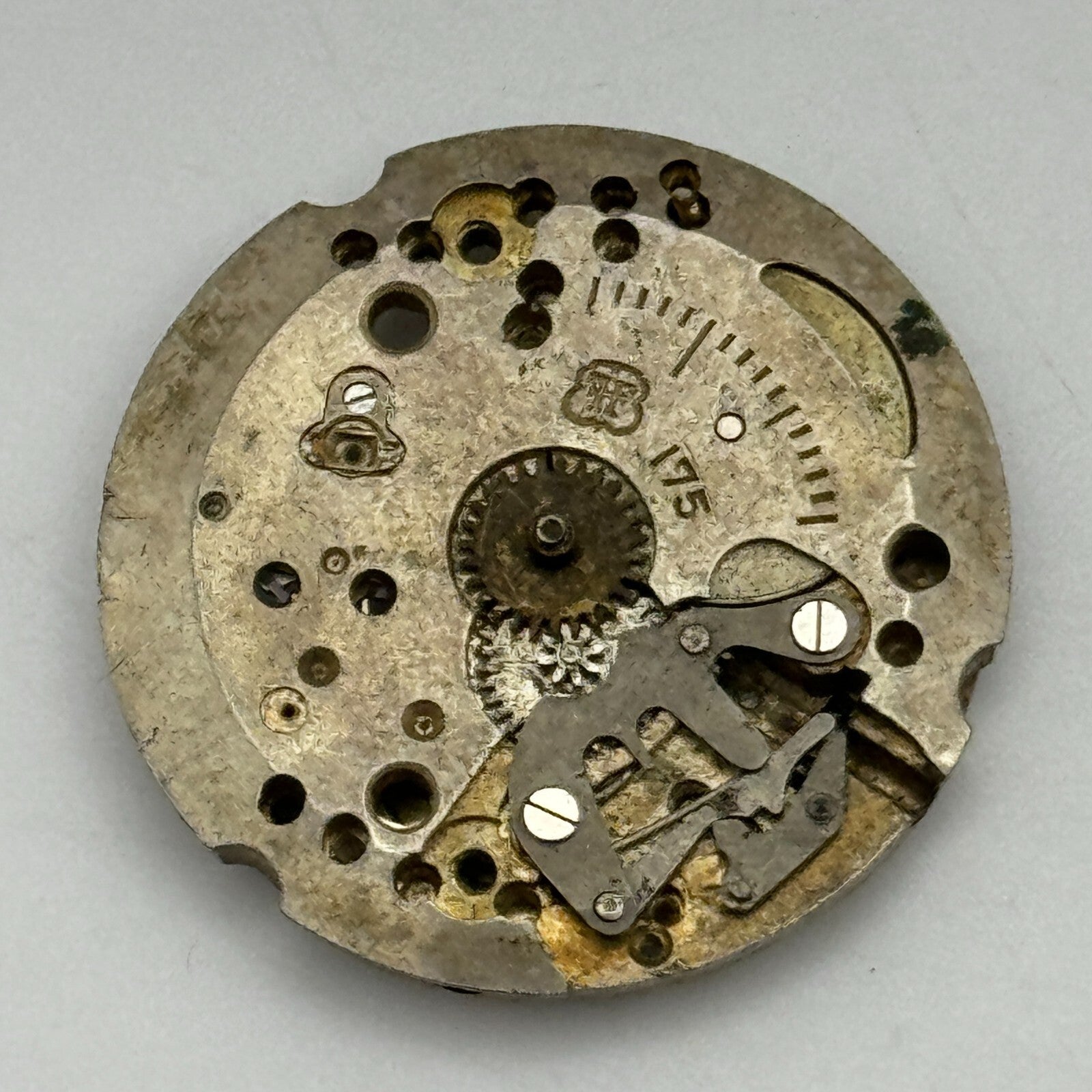 25.9mm Bovet Freres & Co FHF 175 Manual Wind Watch Movement Swiss Vintage PARTS