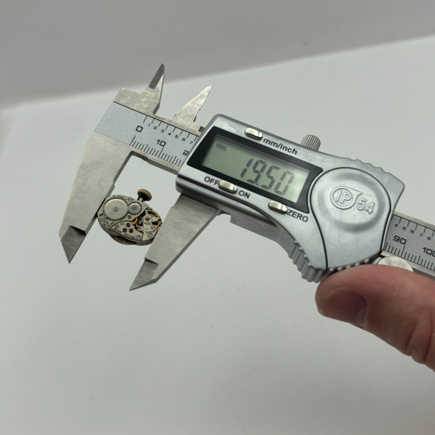 12.7mm Running Vertex Revue 85 Manual Wind 15 Jewels Swiss Watch Movement PARTS