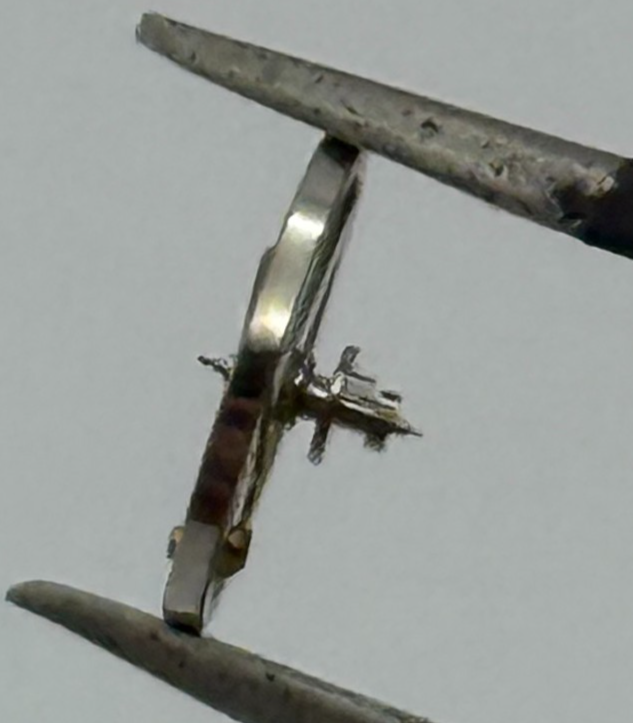 Balance Wheel Complete And Spring 1512 M Watch Movement Parts NOS