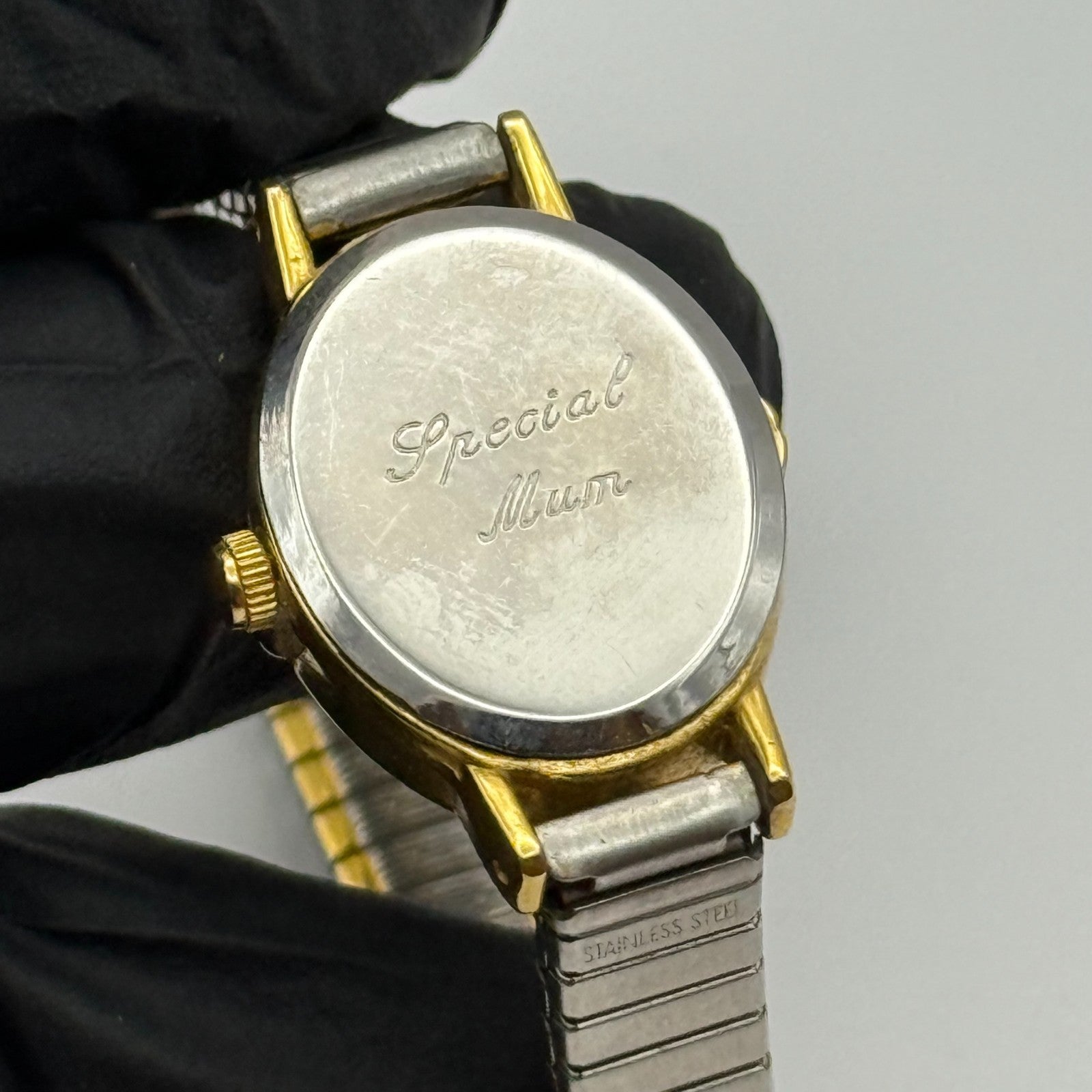 20mm Working Ladies Limit Special Mum Two Tone Quartz Watch Expandable Strap