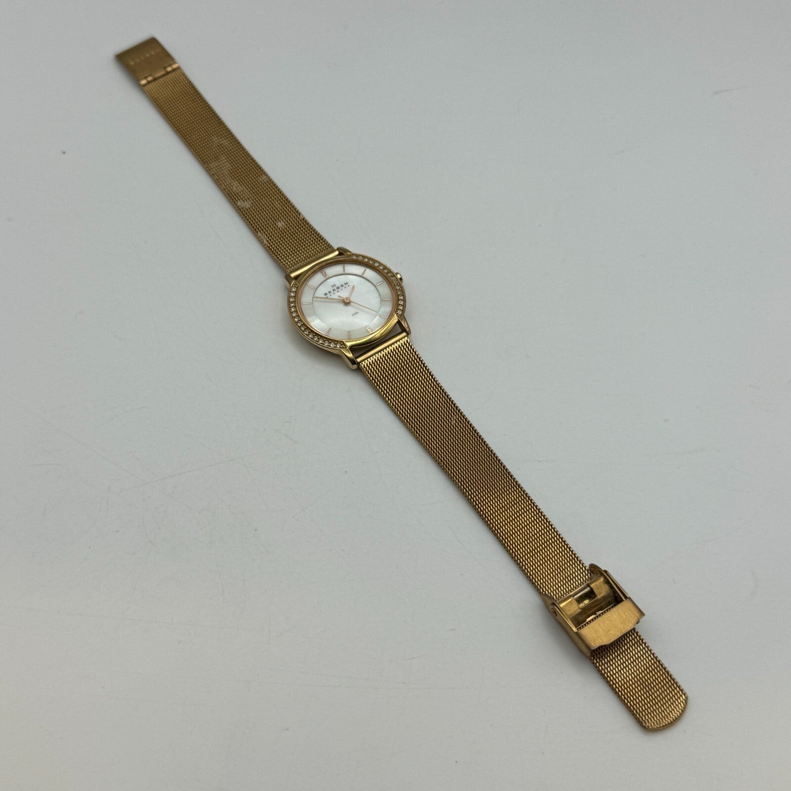 28mm Working Skagen Denmark 804SRR Steel Rose Gold Tone MOP Quartz Watch 8 Inch