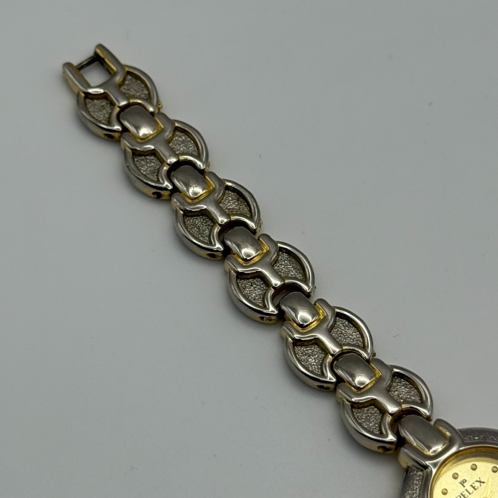 22mm Working Ladies Pelex Swiss 18k Gold Electroplated Quartz Watch 5.75 Inches