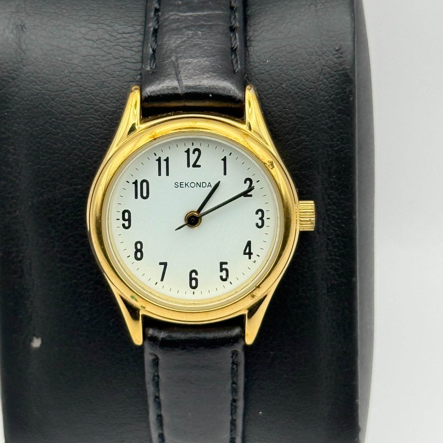 Sekonda Ladies Quartz Watch Gold Tone White Dial Leather Strap Working 25mm