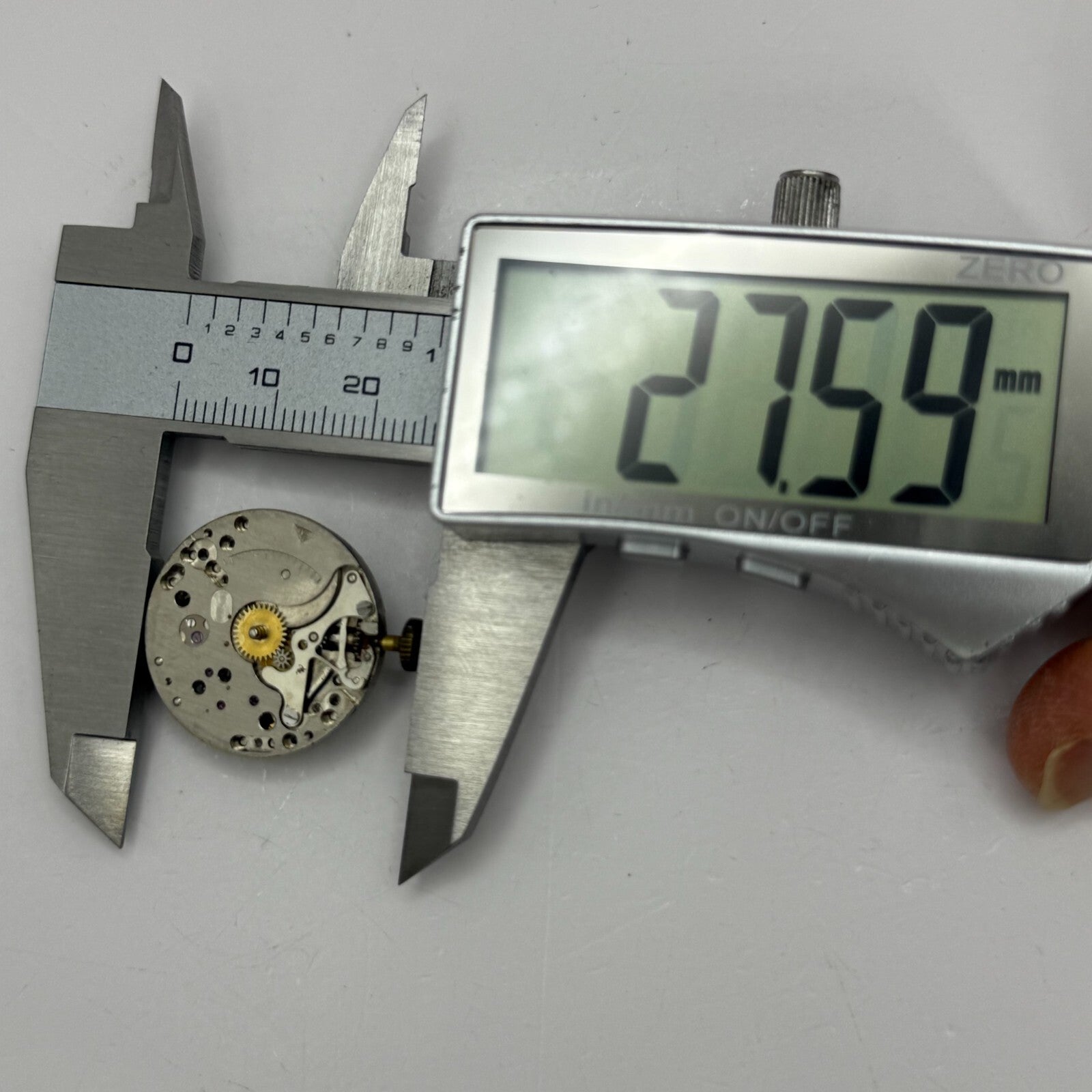 23.5mm Running Vintage Symbol Bernex No 3 Manual Wind Watch Movement PARTS