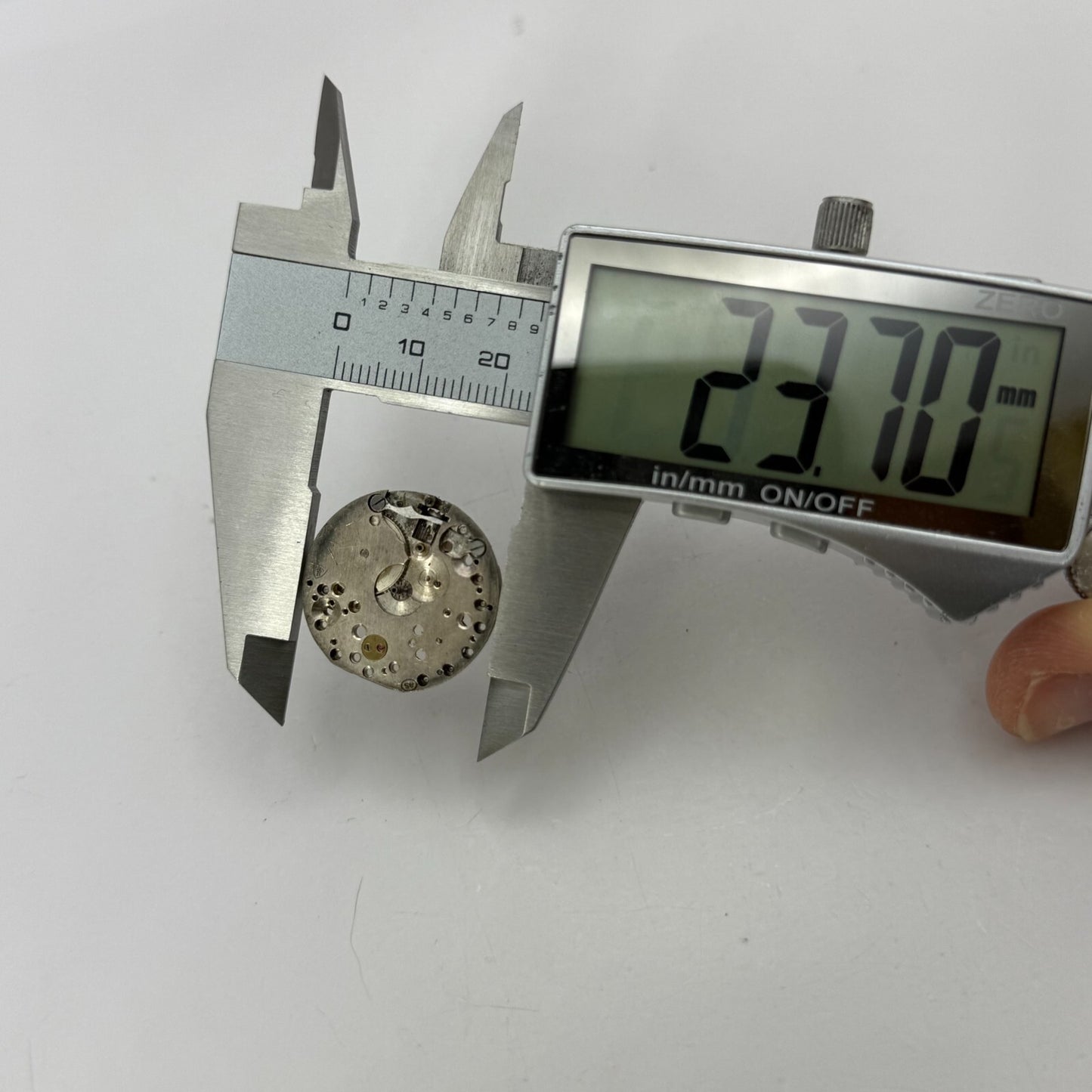 23.7mm Vintage AS 15 Jewels A Schild Partial Manual Wind Watch Movement PARTS