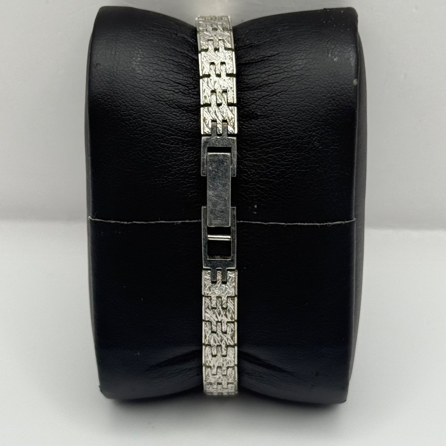 Vintage Rotary Ladies Watch Mechanical Working Keeping Time Swiss Made 14mm