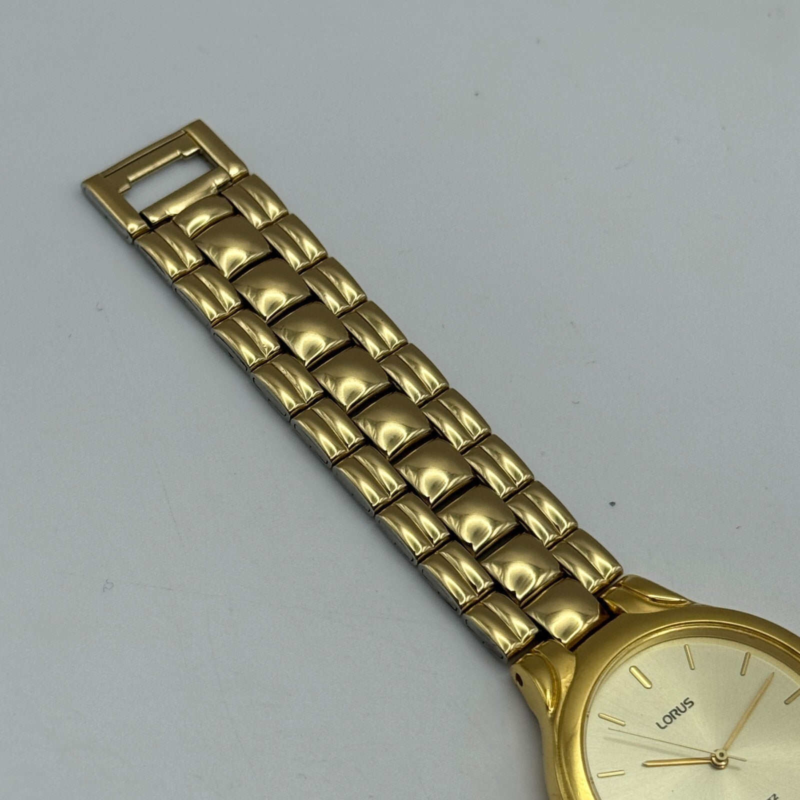 32mm Working Lorus V501-6J10 Quartz Watch Gold Tone New Battery 7.5 Inches